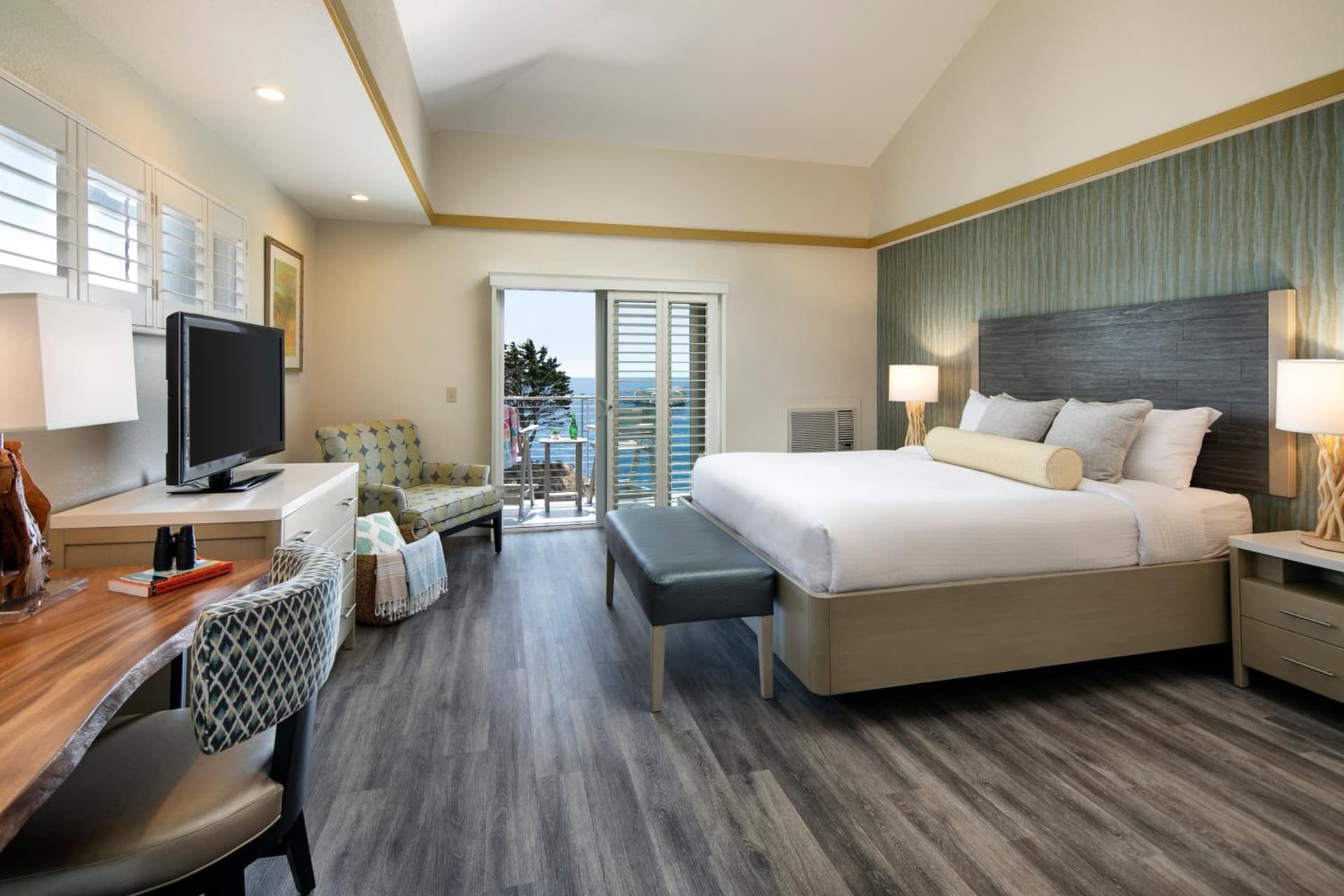 Inn at the Cove gallery photo in Pismo Beach, CA — image 22
