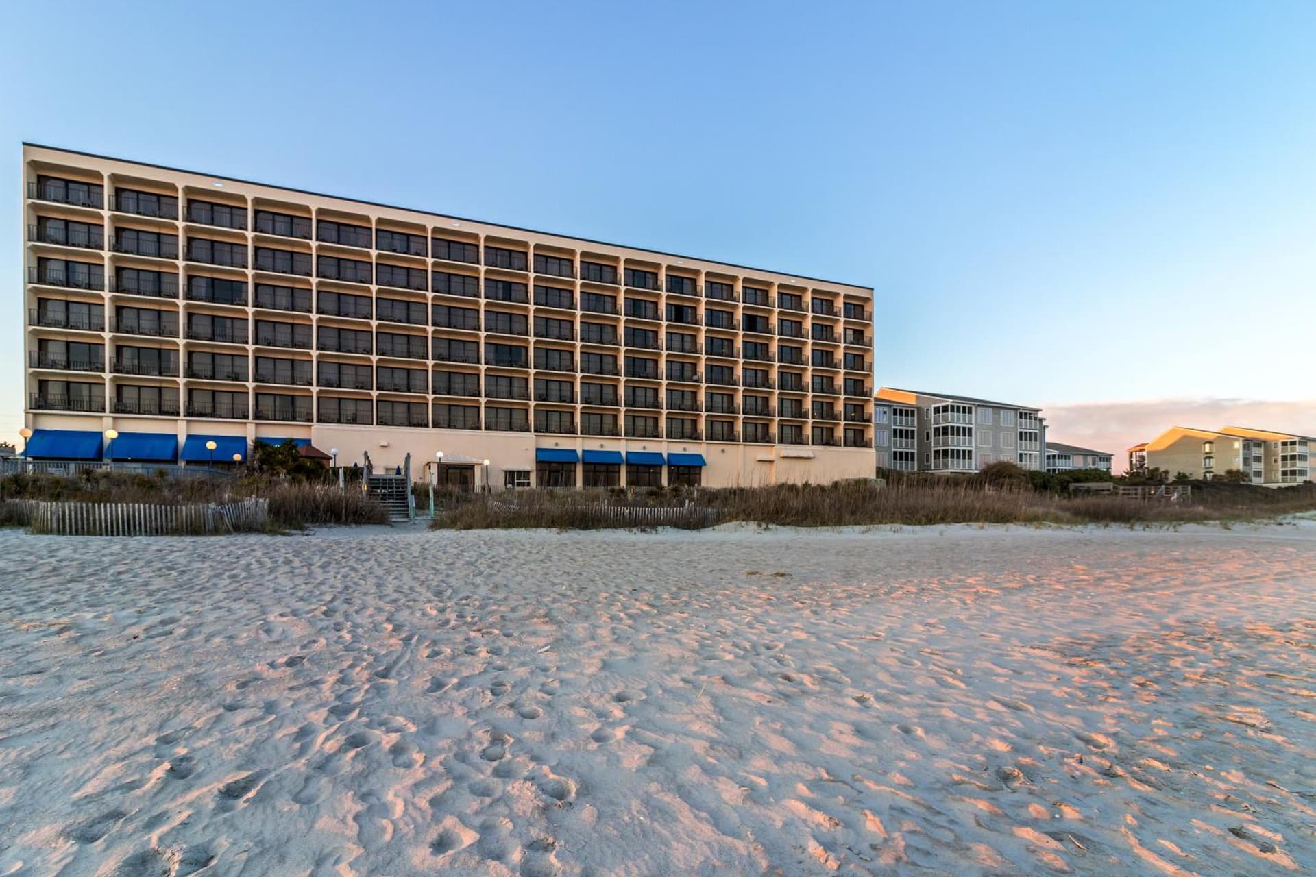 Crystal Coast Oceanfront Hotel gallery photo in Pine Knoll Shores, NC — image 8
