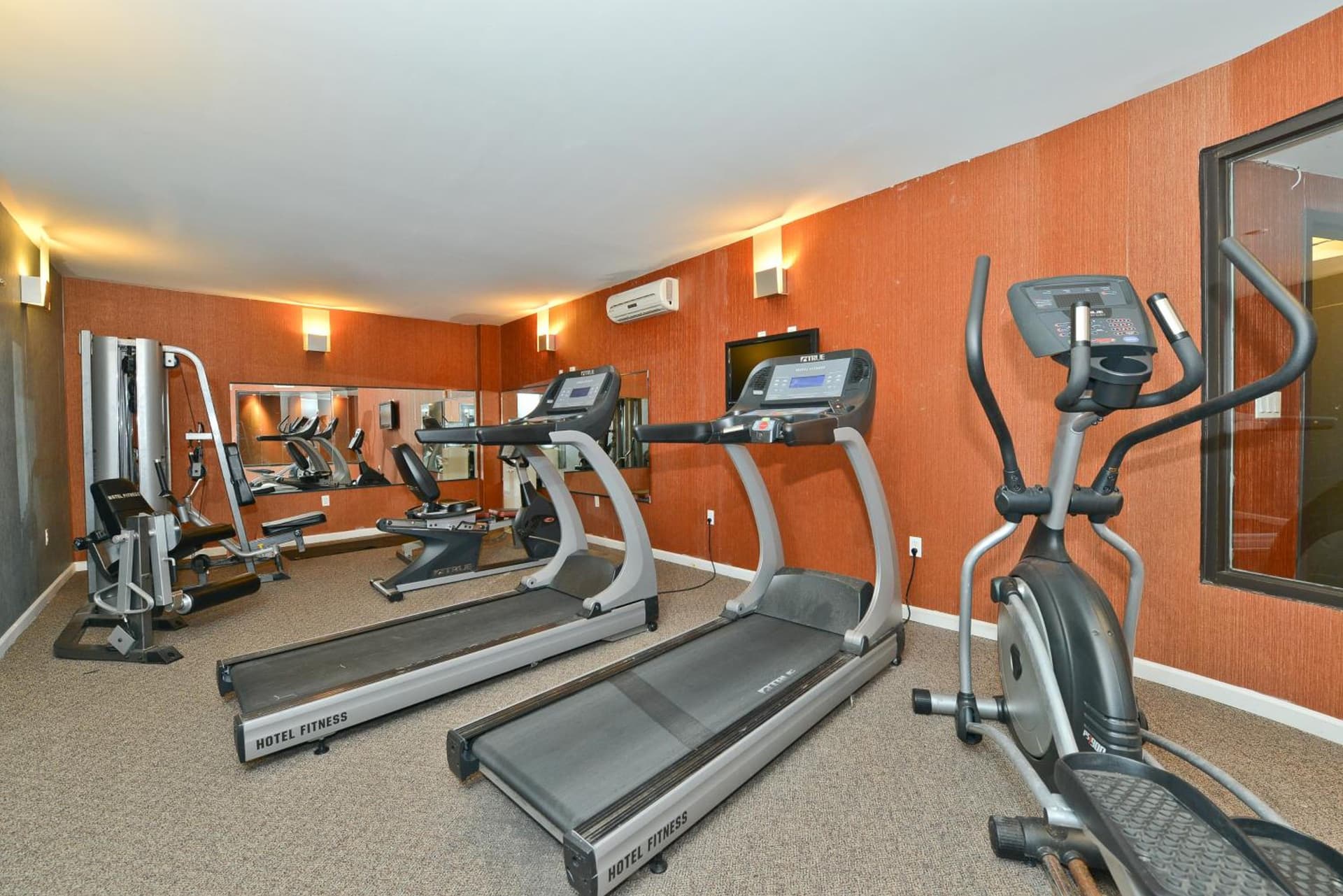 Ravel Hotel Trademark Collection by Wyndham gallery photo in Queens, NY — image 39