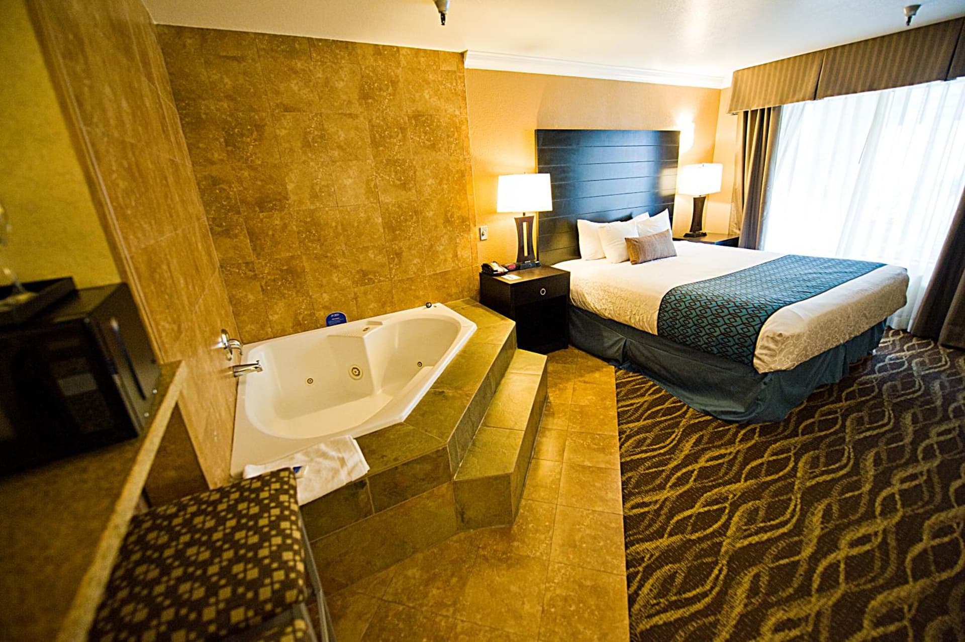 Hotel d'Lins Ontario Airport gallery photo in Ontario, CA — image 20
