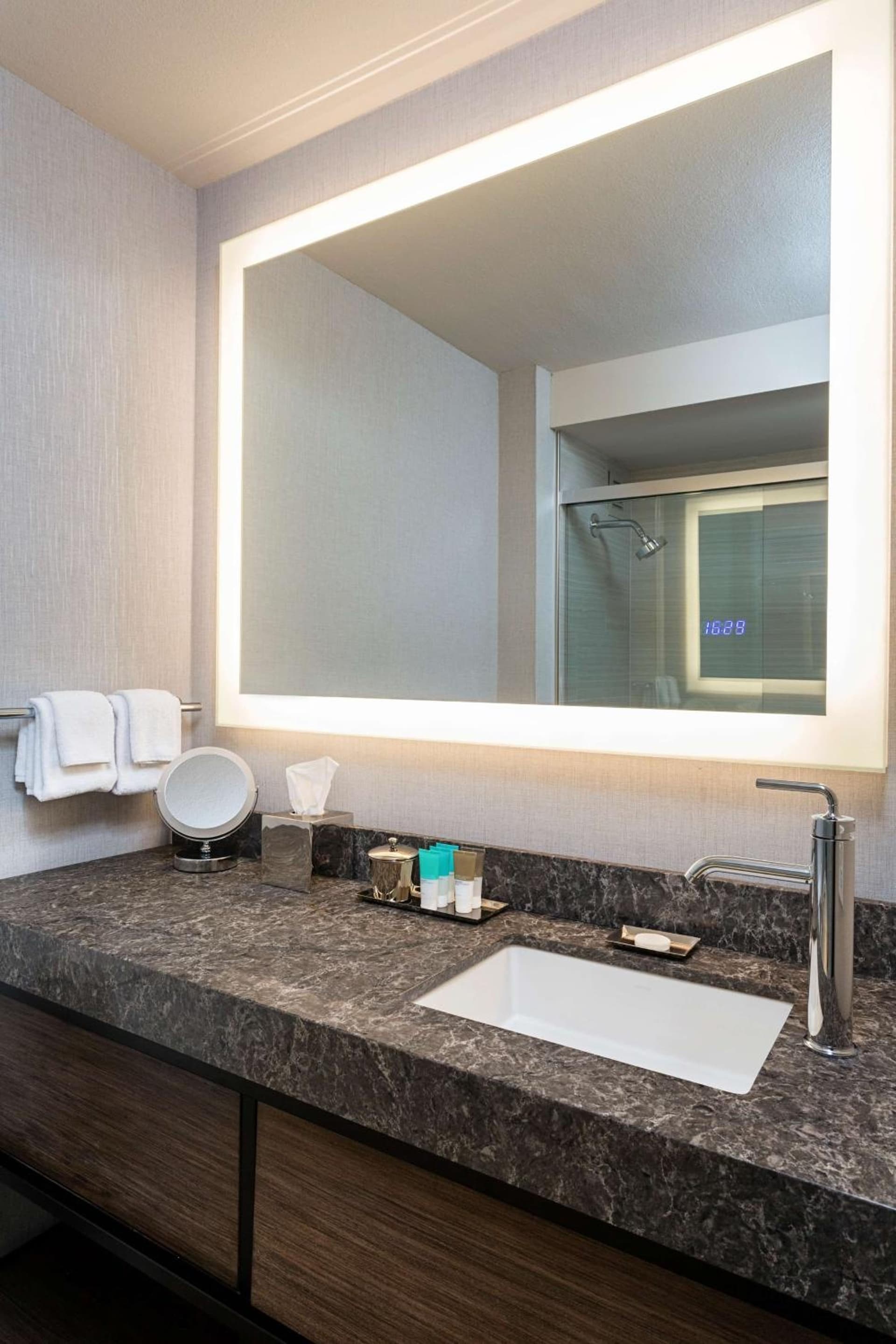 Hyatt Regency Rochester gallery photo in Rochester, NY — image 14
