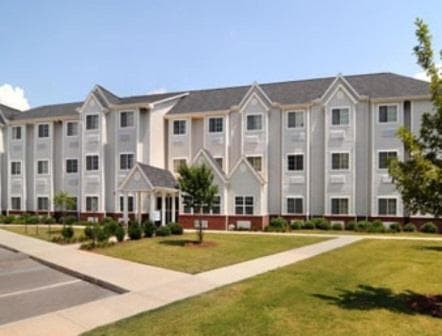 Microtel Inn & Suites by Wyndham Huntsville gallery photo in Huntsville, AL — image 13