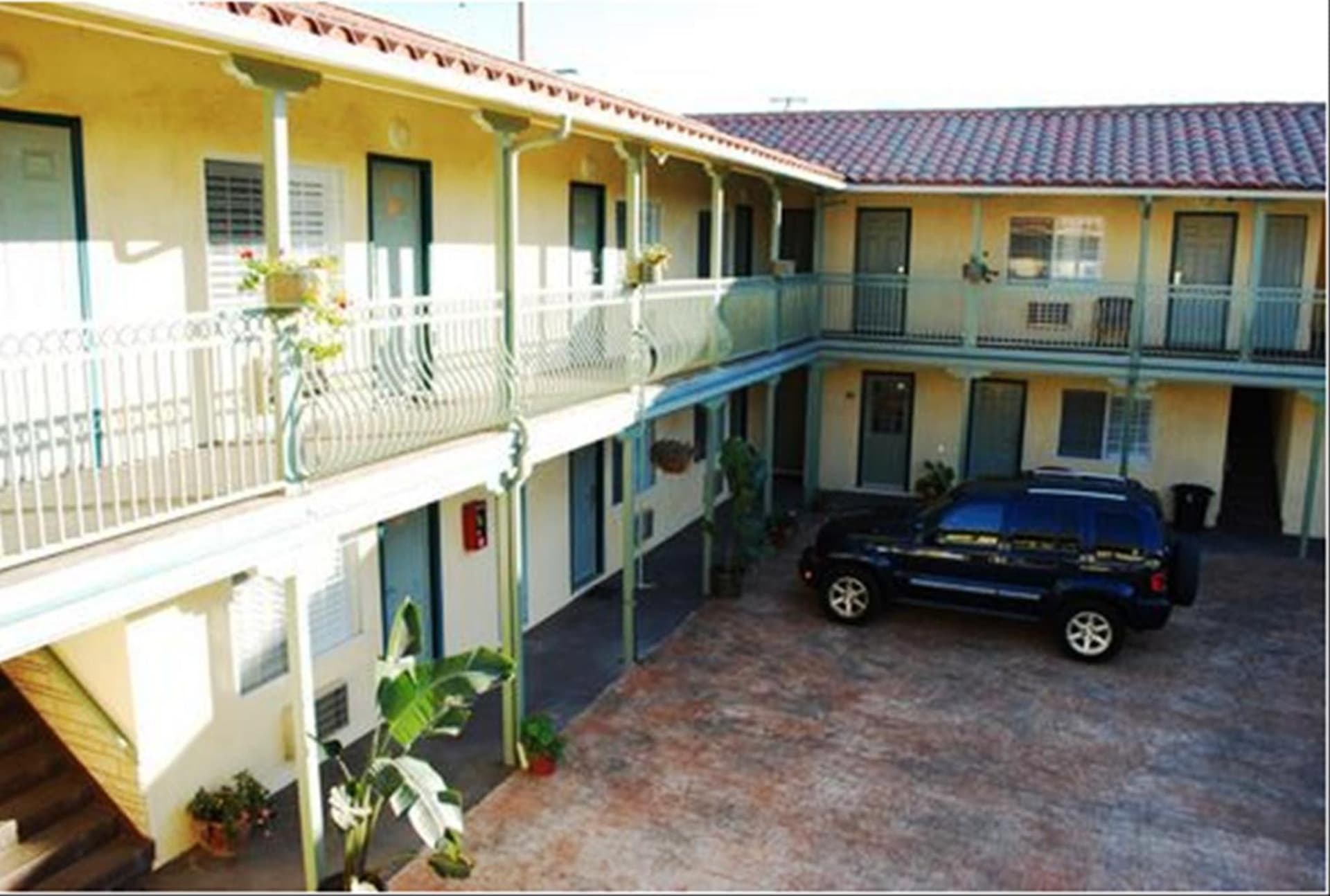 Bella Capri Inn and Suites gallery photo in Camarillo, CA — image 50