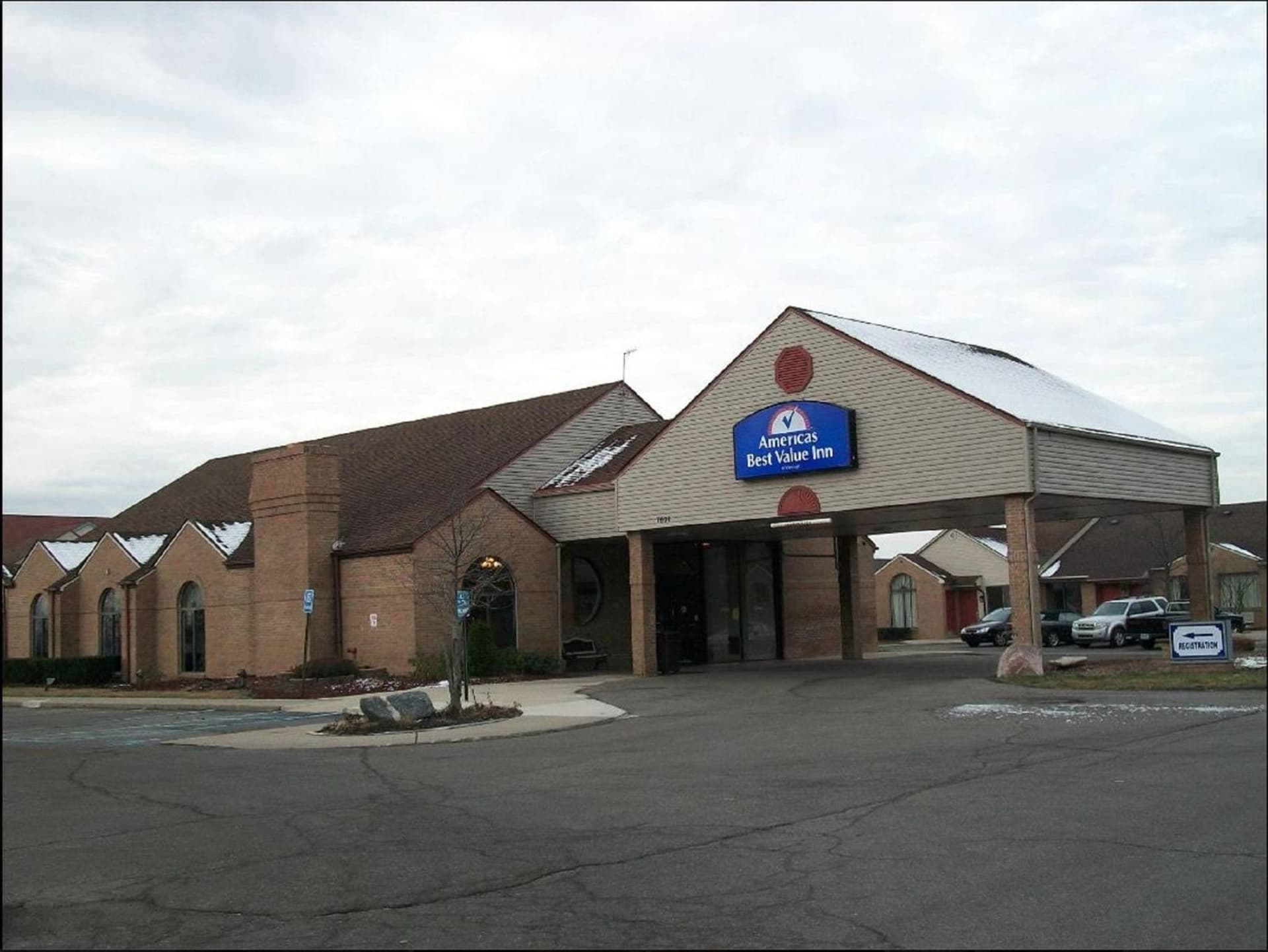 Americas Best Value Inn Romulus/Detroit Airport — hotel in Romulus, Michigan