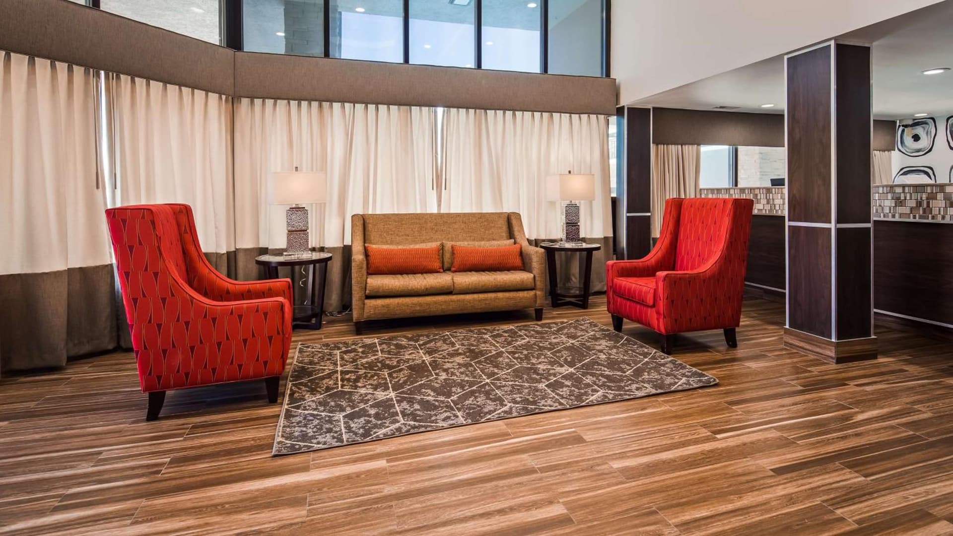 Best Western Center Inn interior in Virginia Beach, VA — gallery photo 2