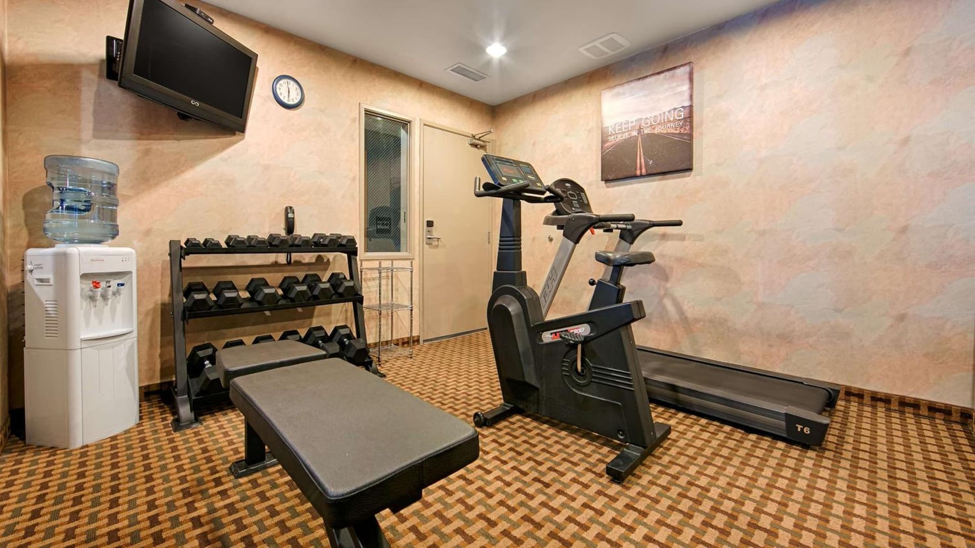 Best Western Plus Rama Inn & Suites gallery photo in Oakdale, CA — image 15