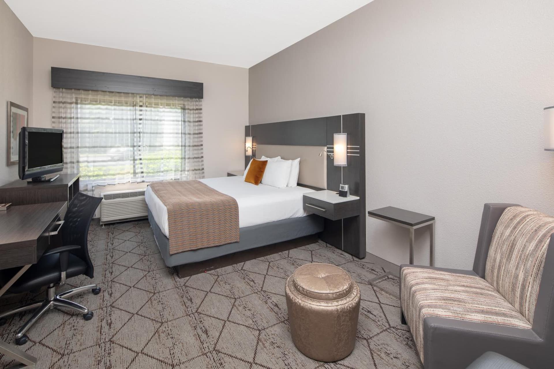 Wingate by Wyndham Greenville Airport gallery photo in Greenville, SC — image 15