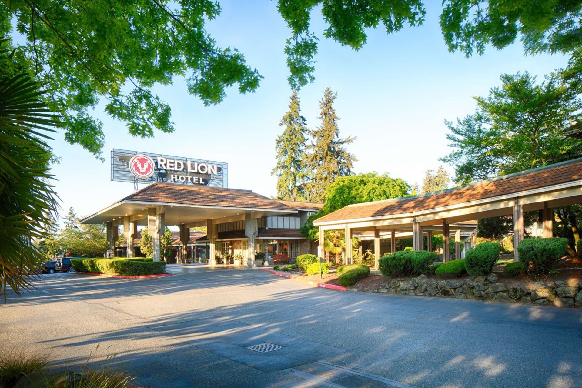 Red Lion Hotel Bellevue gallery photo in Bellevue, WA — image 35