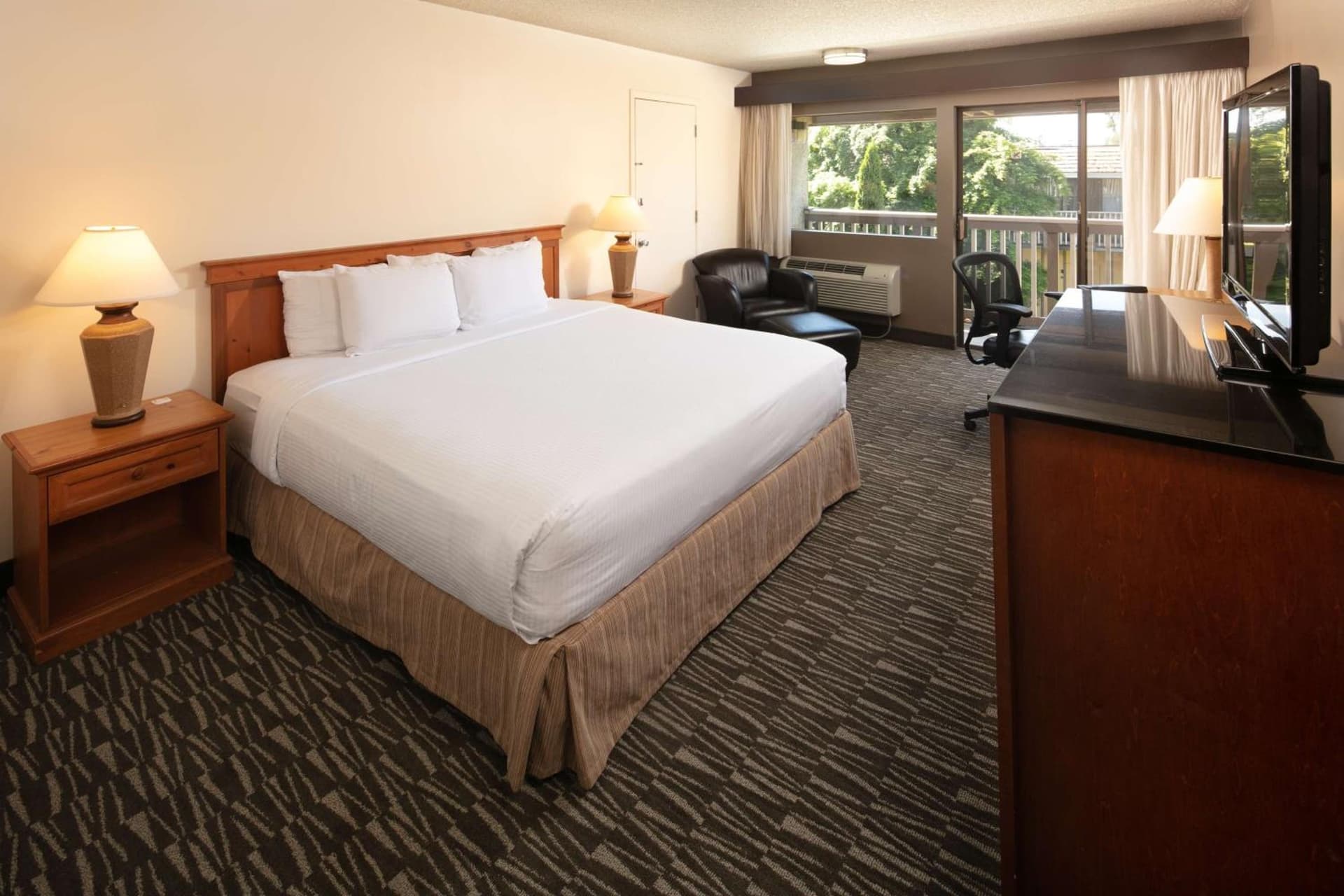 Red Lion Hotel Bellevue gallery photo in Bellevue, WA — image 37