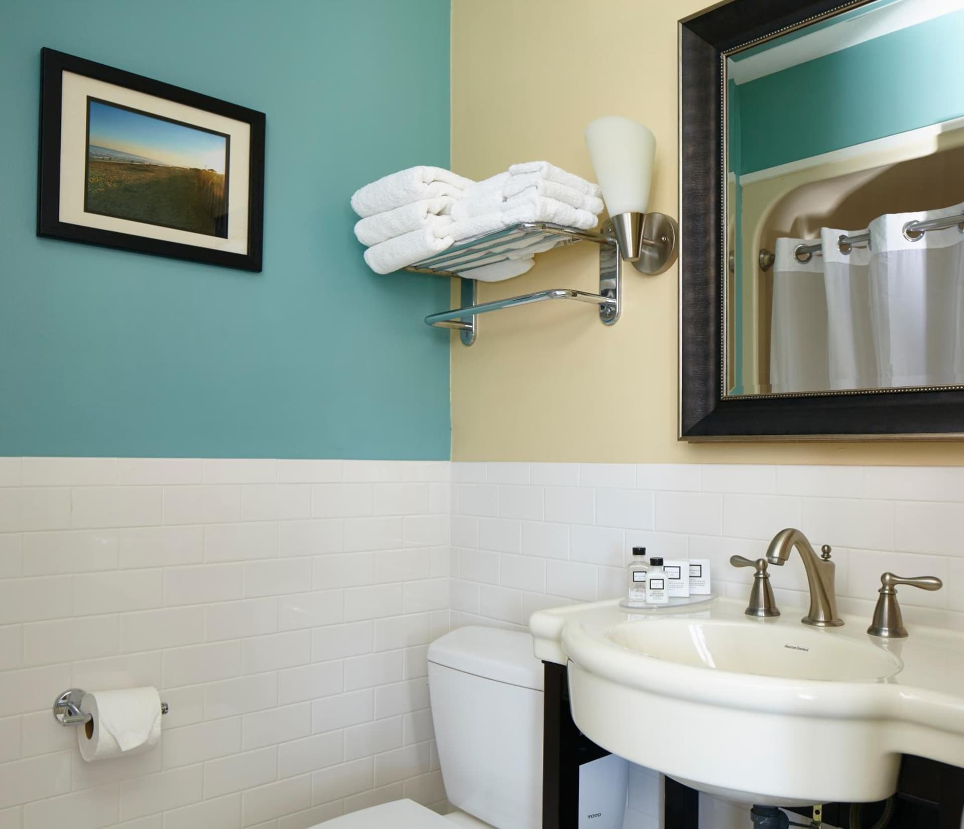 Breezeway Boutique Hotel gallery photo in Westerly, RI — image 54
