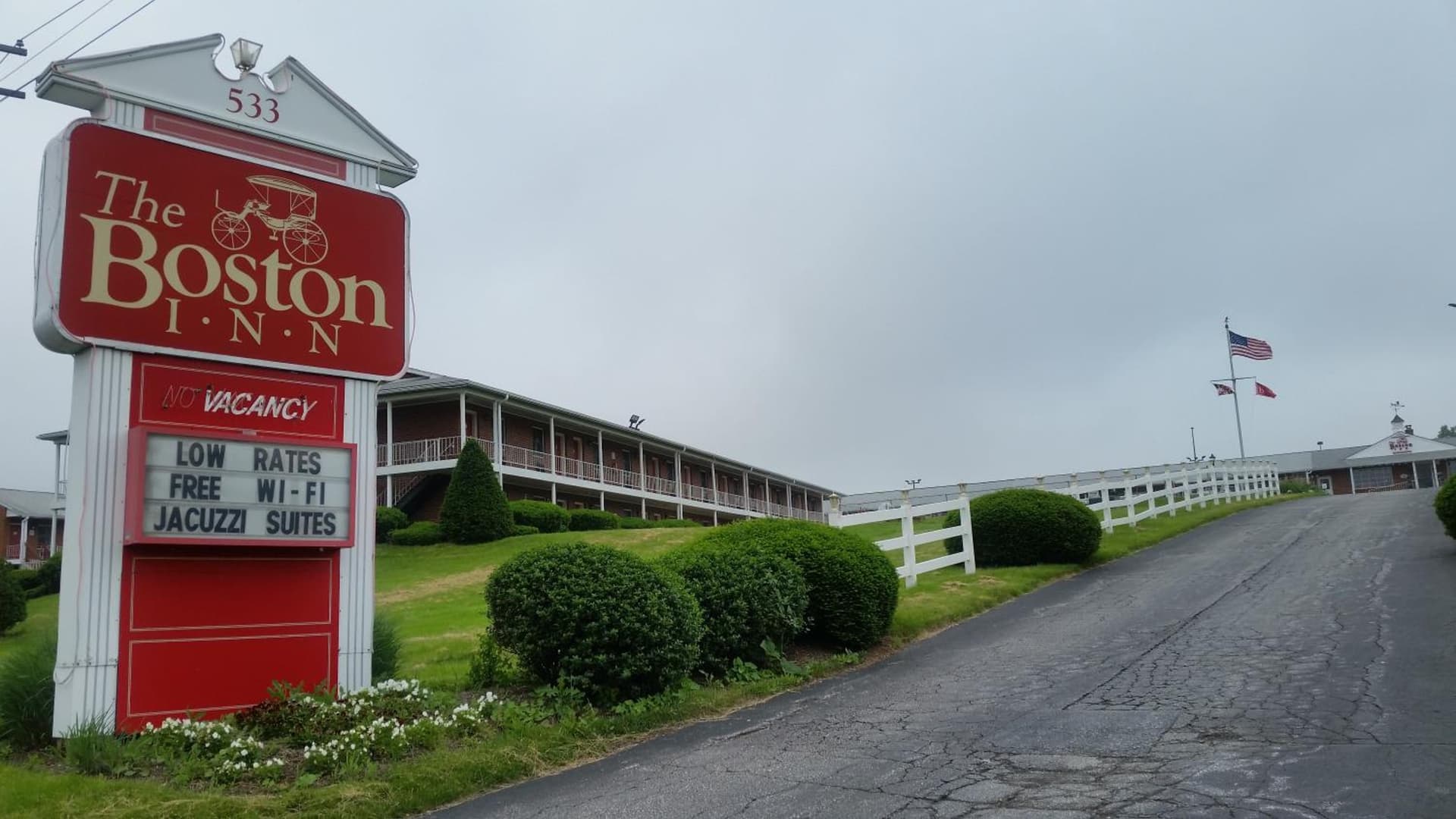 The Boston Inn — hotel in Westminster, Maryland