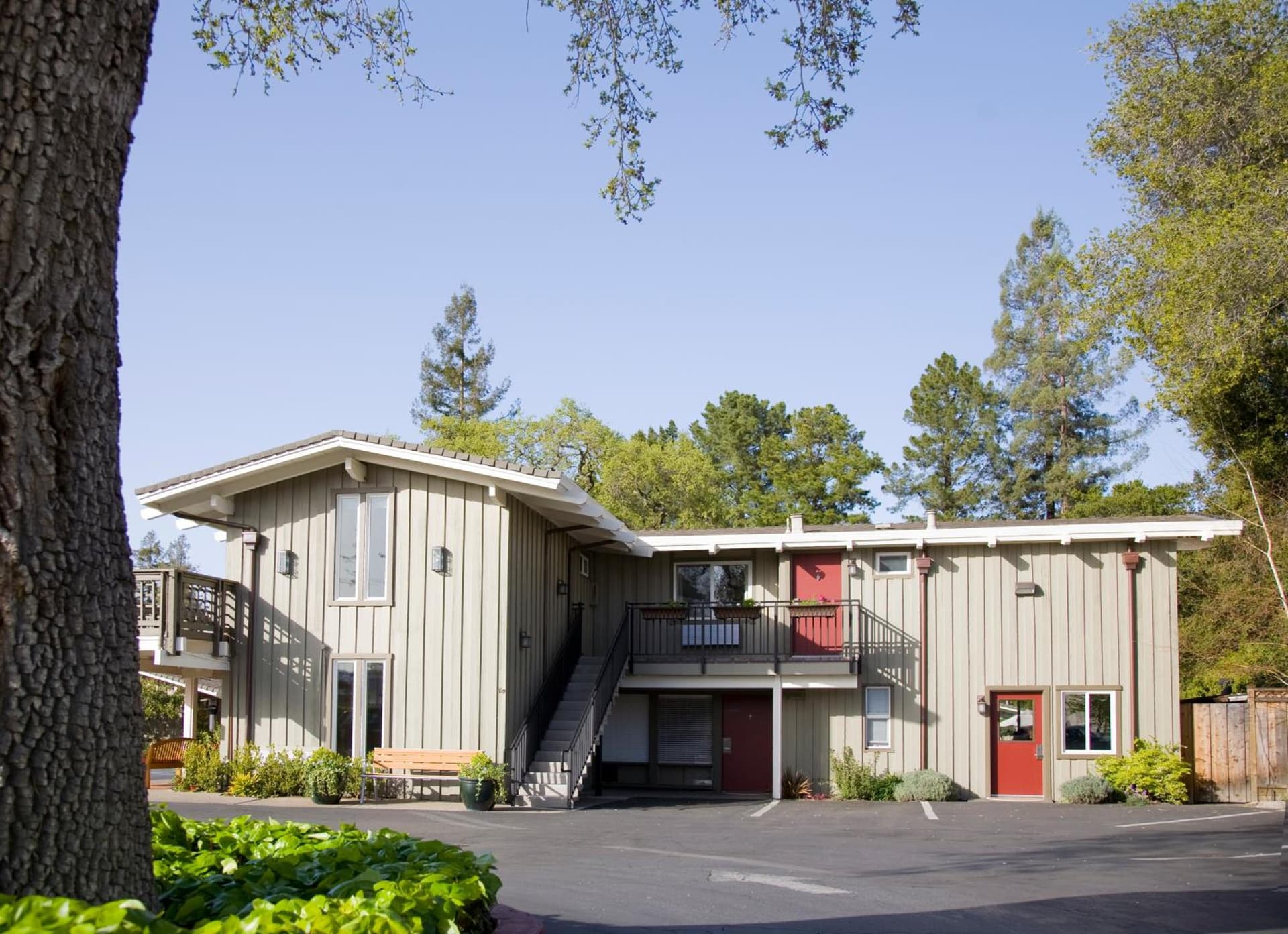 The Cottages Hotel gallery photo in Menlo Park, CA — image 6
