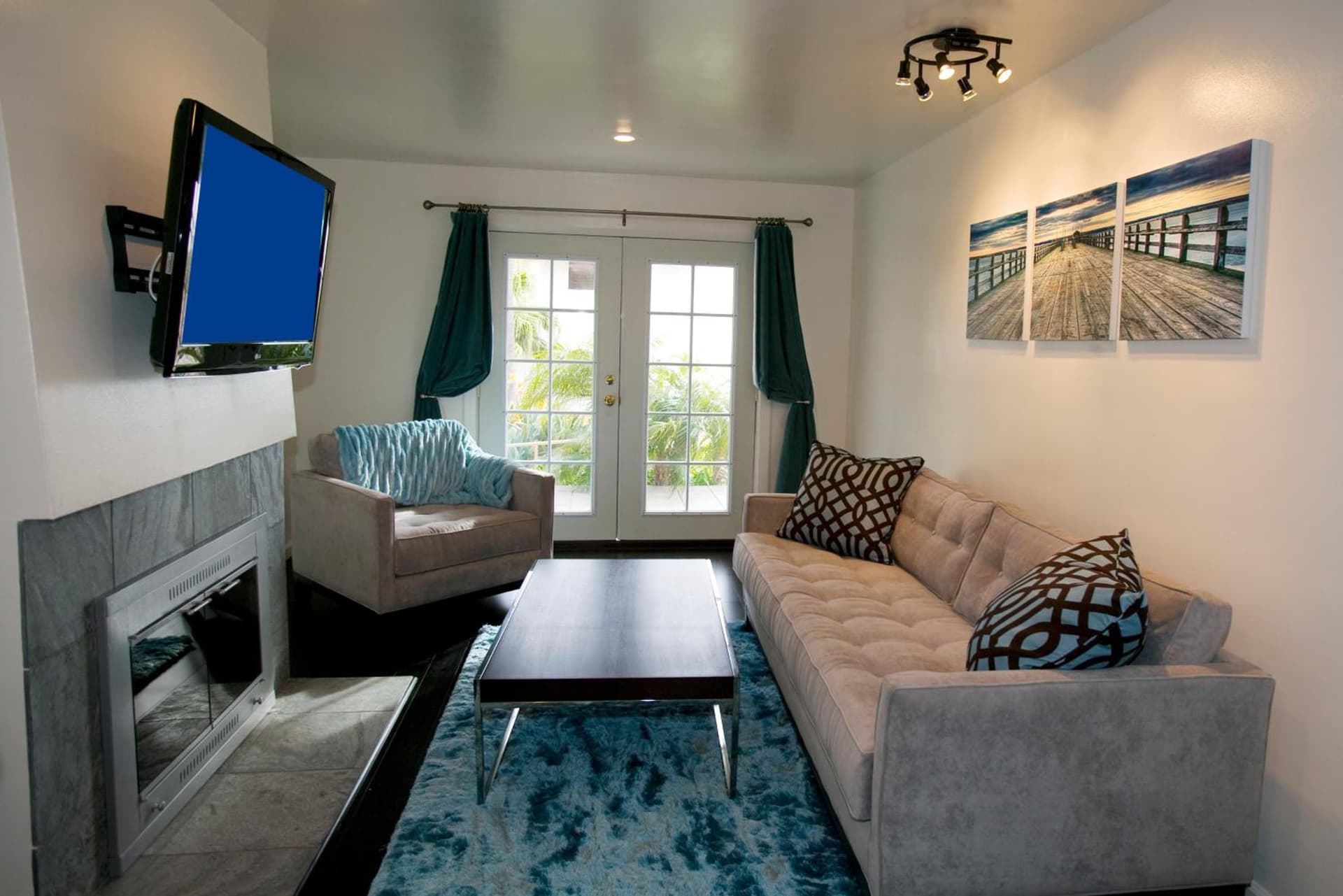 Oceanside Marina Suites gallery photo in Oceanside, CA — image 18