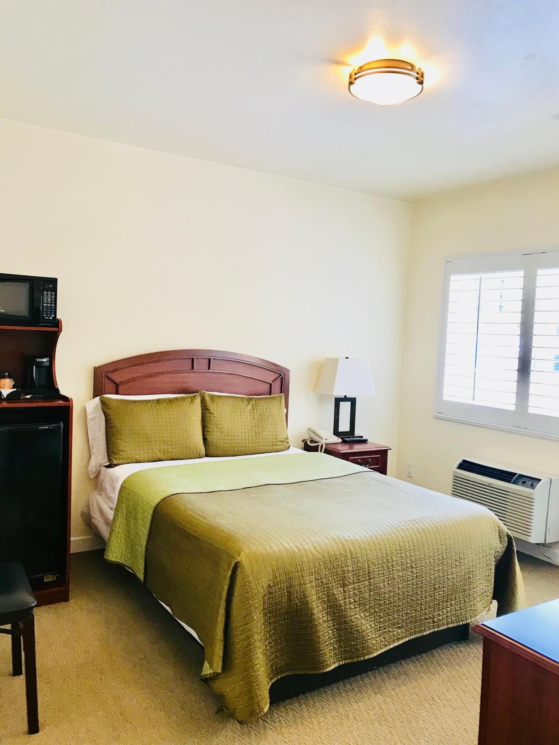 Bella Capri Inn and Suites gallery photo in Camarillo, CA — image 38