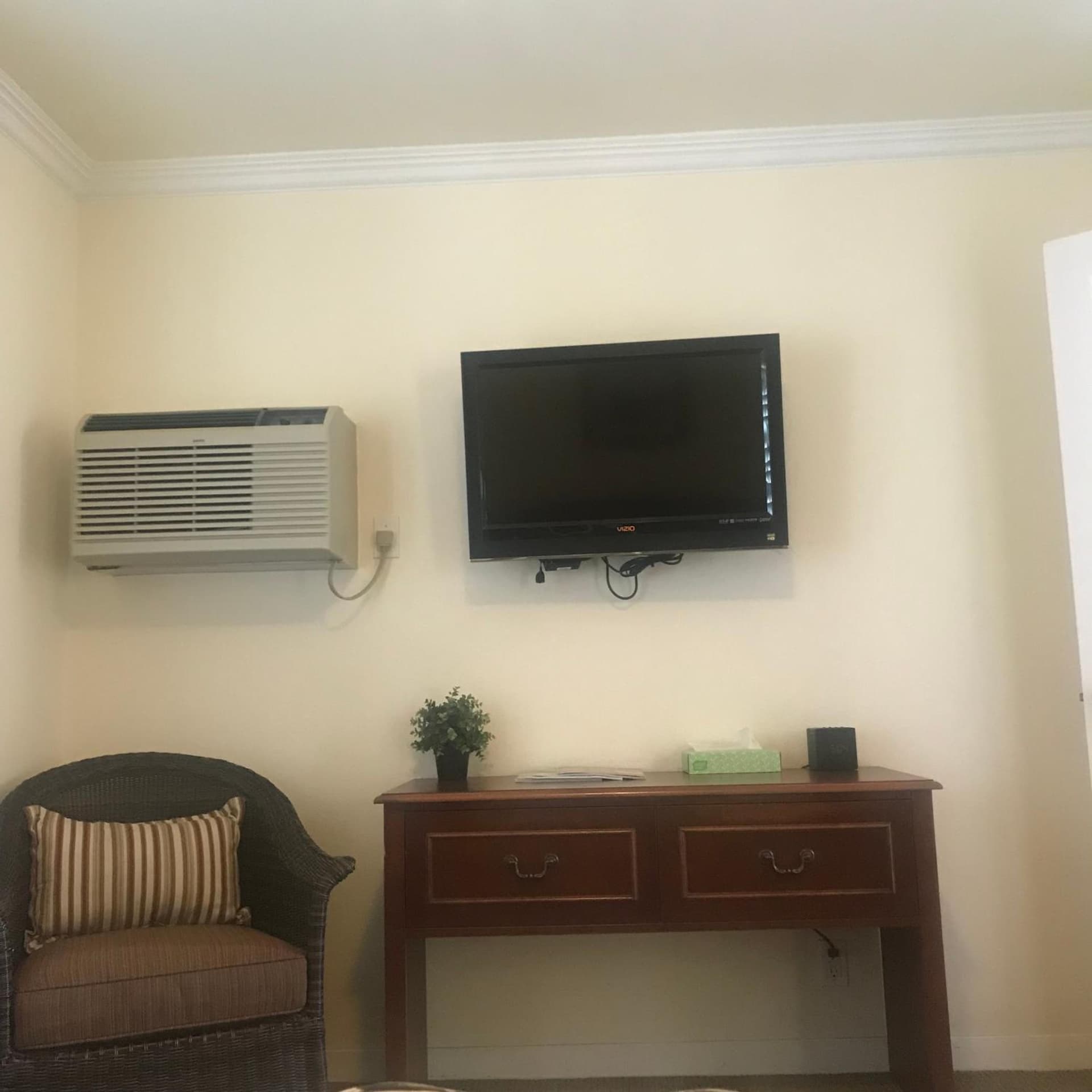 Bella Capri Inn and Suites gallery photo in Camarillo, CA — image 46