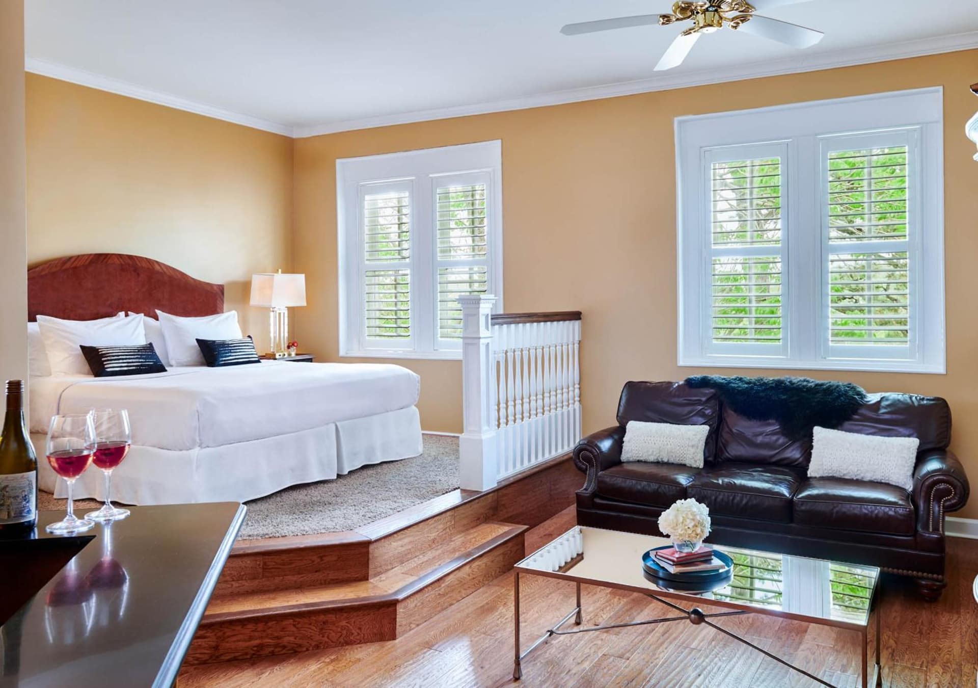 Inn at Carnall Hall interior in Fayetteville, AR — gallery photo 2