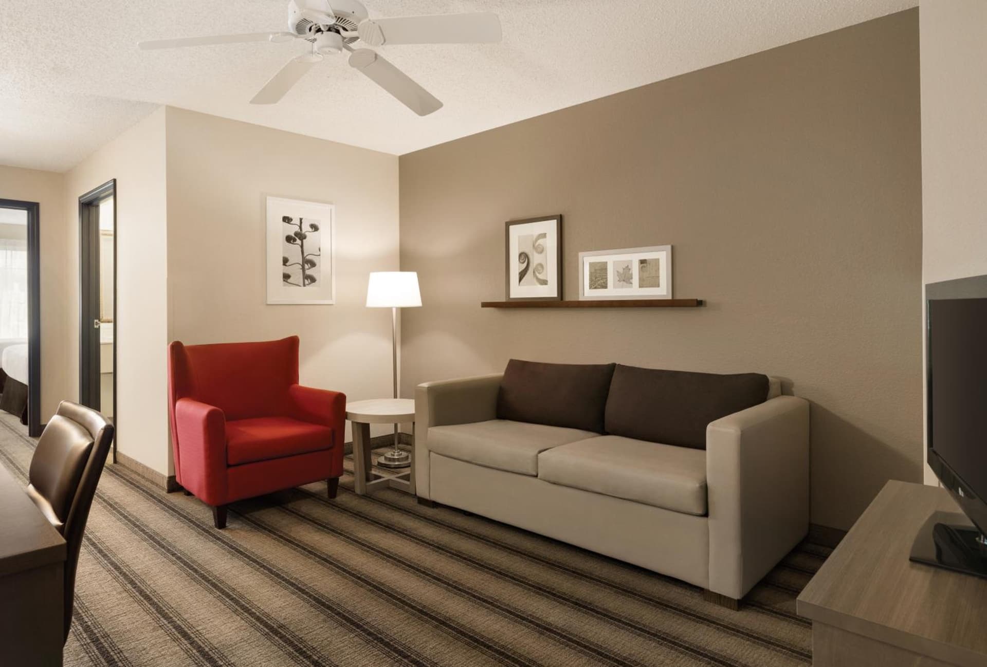 Country Inn & Suites by Radisson, Indianapolis Airport South, IN gallery photo in Indianapolis, IN — image 20
