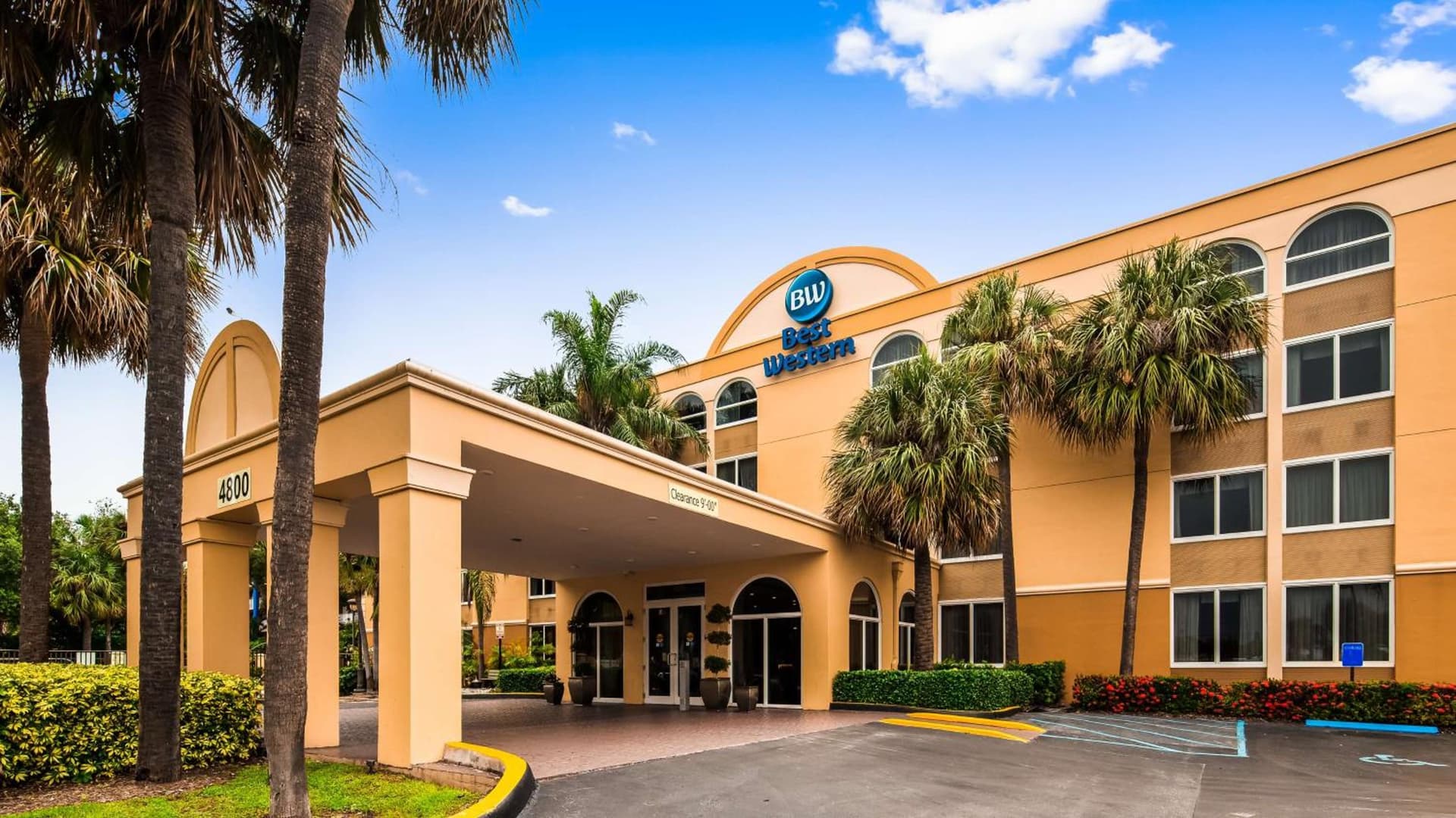 Best Western Ft Lauderdale I-95 Inn featured exterior or lobby in Fort Lauderdale, FL — similar hotel