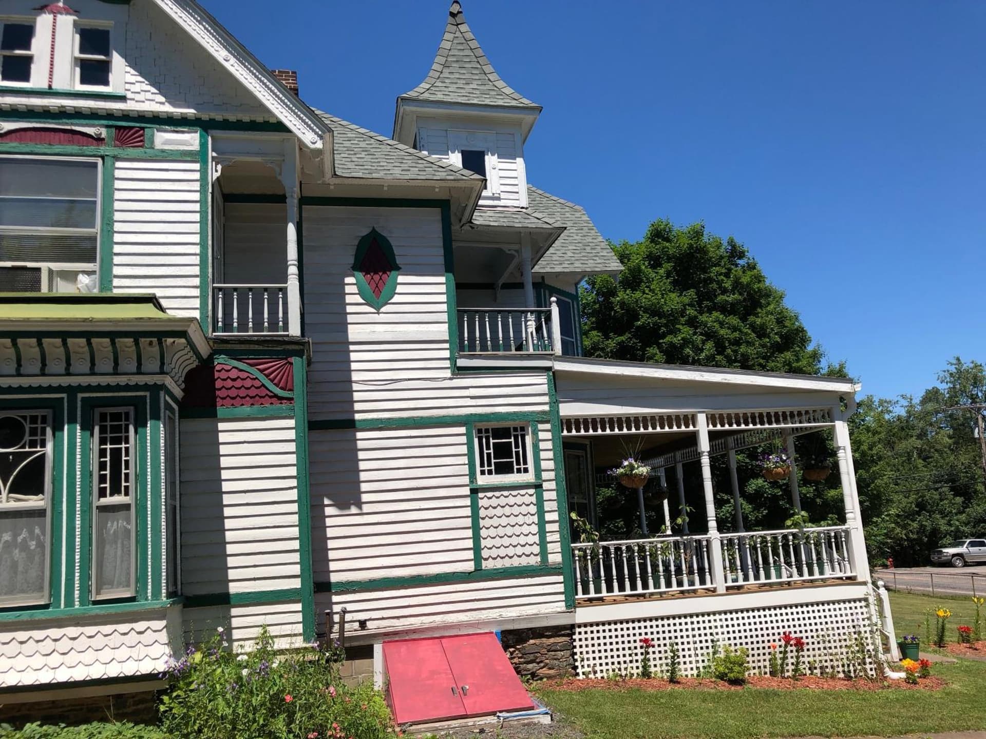 Antique Rose Inn Windham gallery photo in Windham — image 28