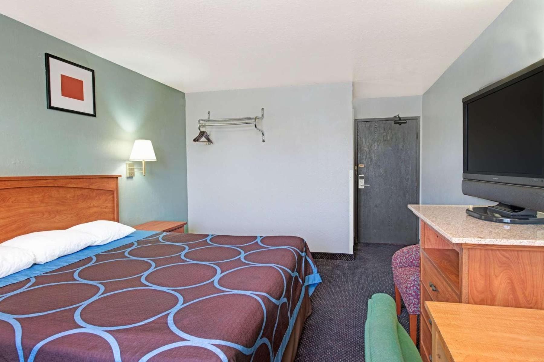 Super 8 by Wyndham Sacramento/Florin Rd gallery photo in Sacramento, CA — image 8