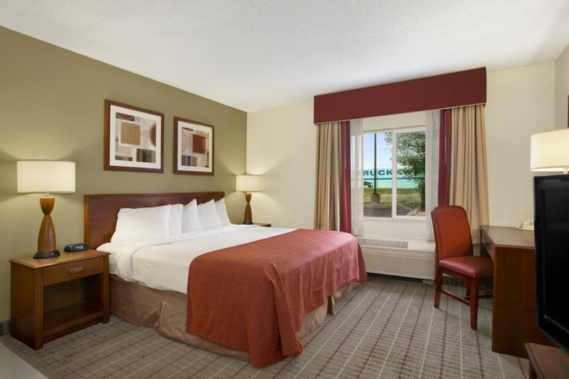 Baymont by Wyndham Evansville North/Haubstadt gallery photo in Haubstadt, IN — image 32
