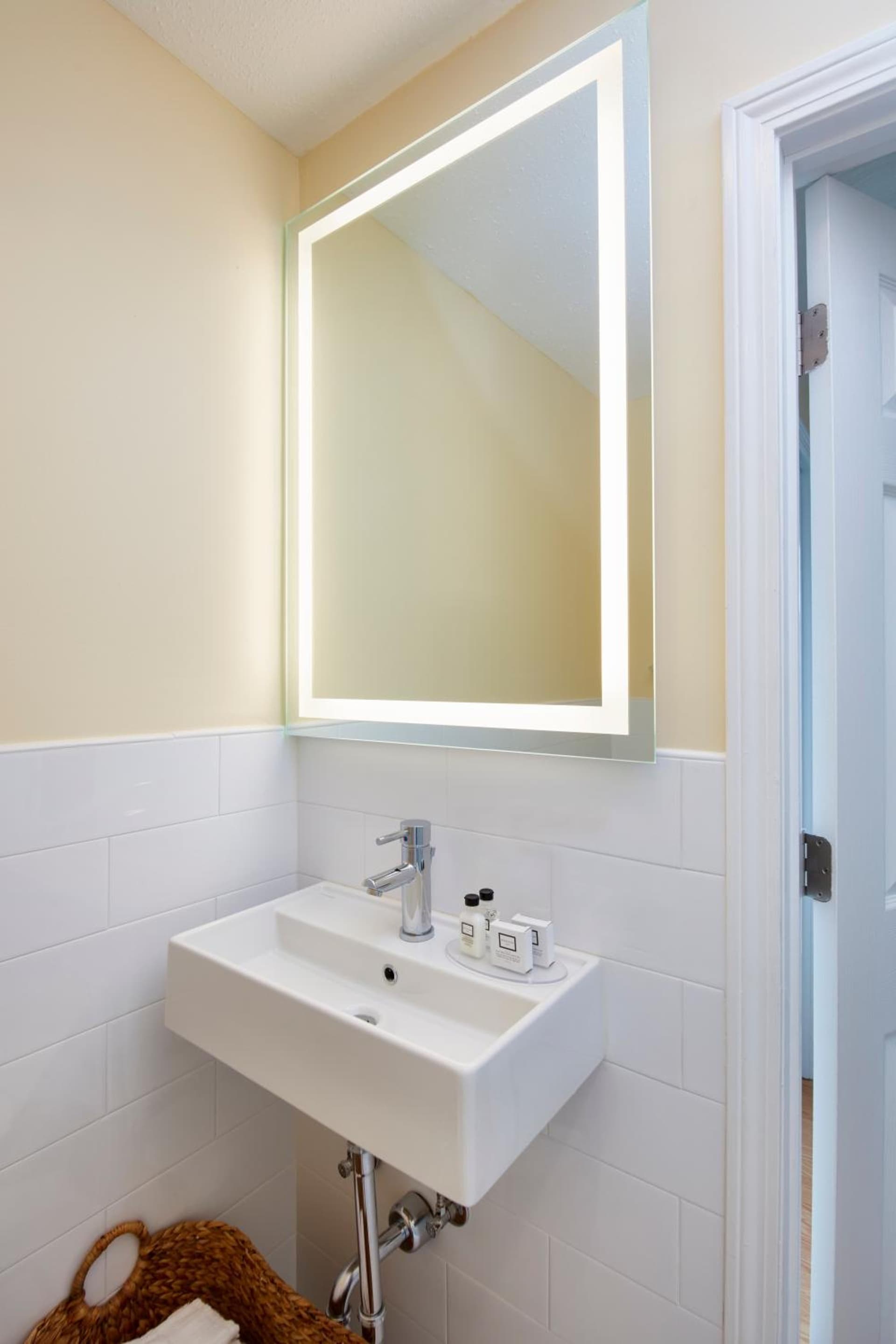 The Hotel Maria gallery photo in Westerly, RI — image 23