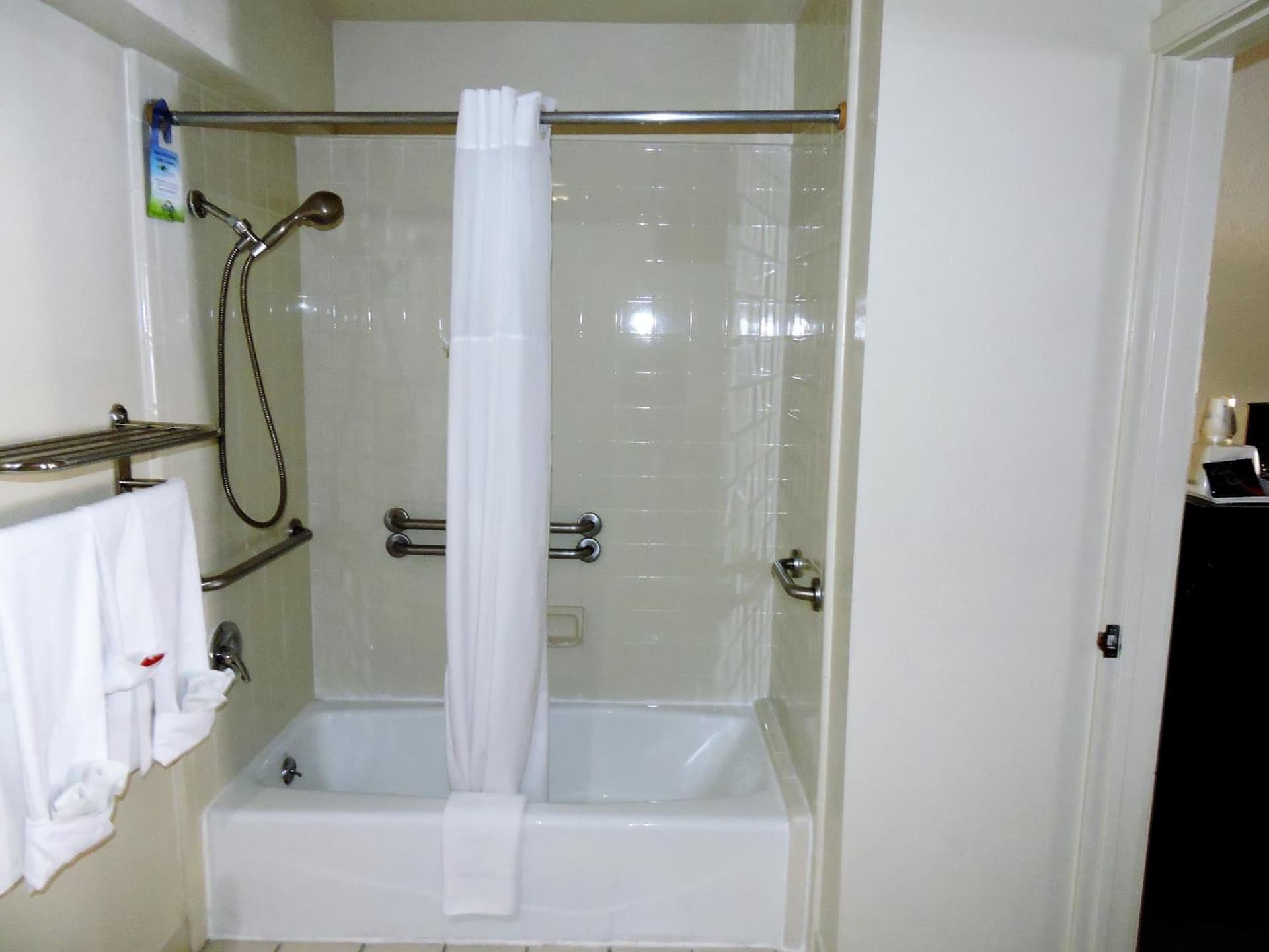 Mission Inn and Suites gallery photo in Hayward, CA — image 23