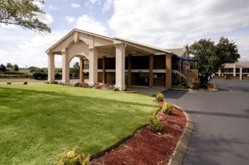 Americas Best Value Inn & Suites in Murfreesboro — hotel in Murfreesboro, Tennessee