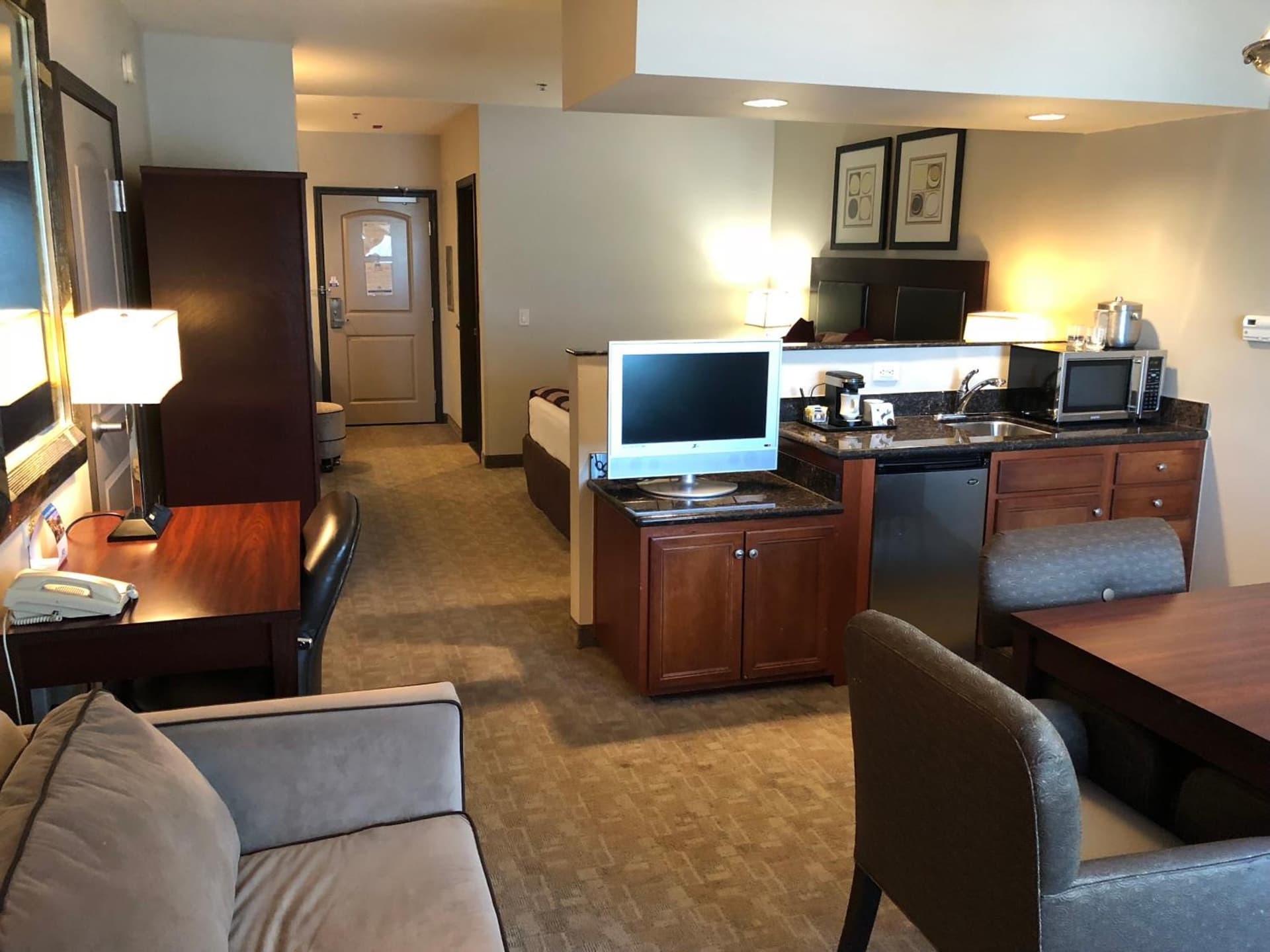 Shilo Inn Suites Hotel - Killeen gallery photo in Killeen, TX — image 4