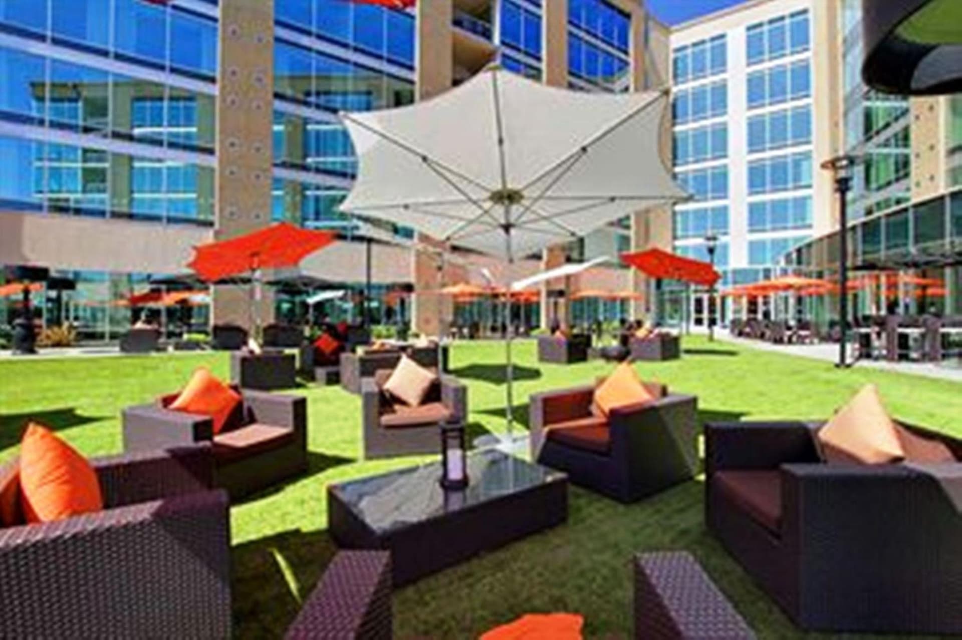 University Plaza Waterfront Hotel gallery photo in Stockton, CA — image 5