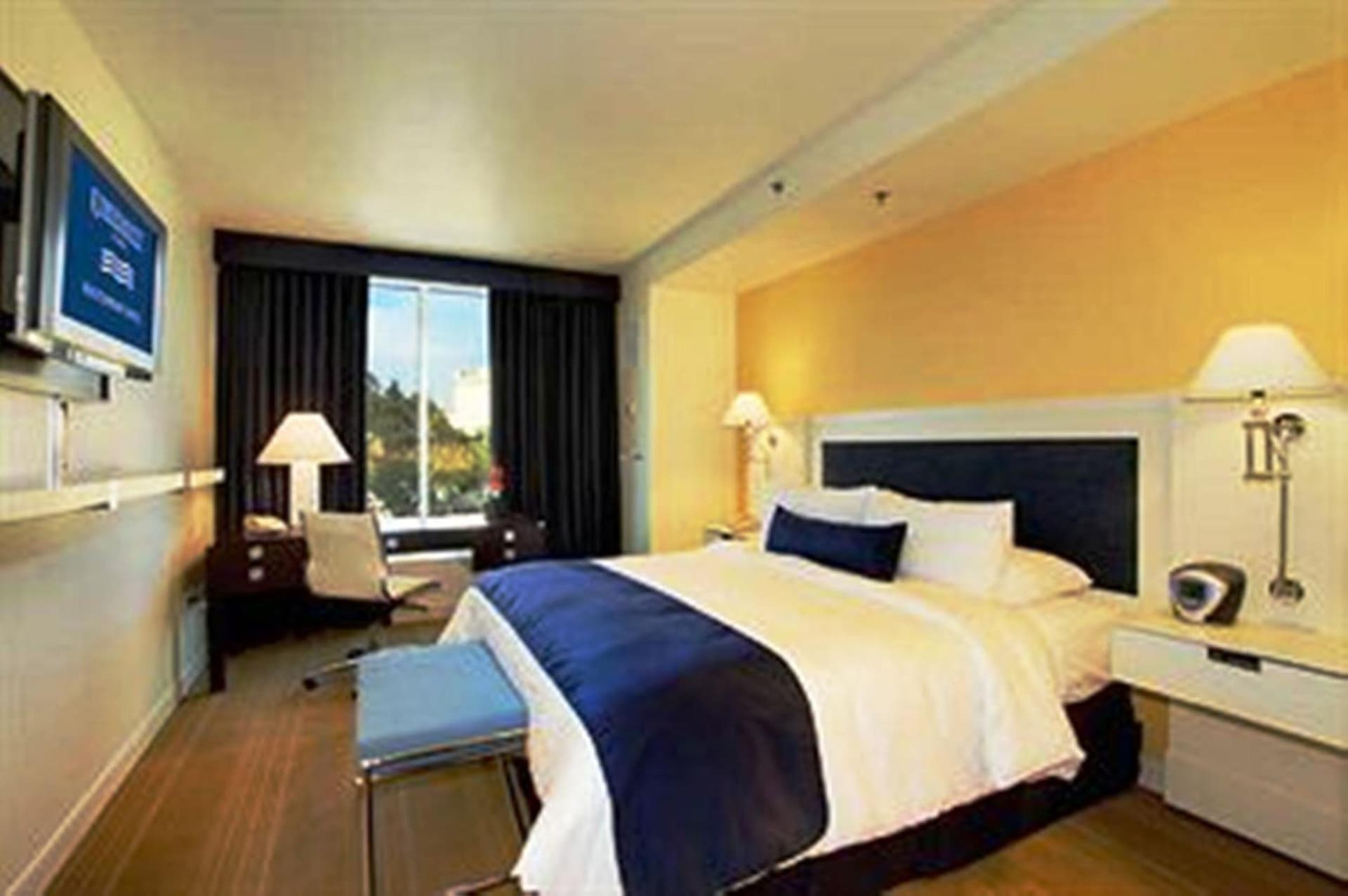 University Plaza Waterfront Hotel gallery photo in Stockton, CA — image 15