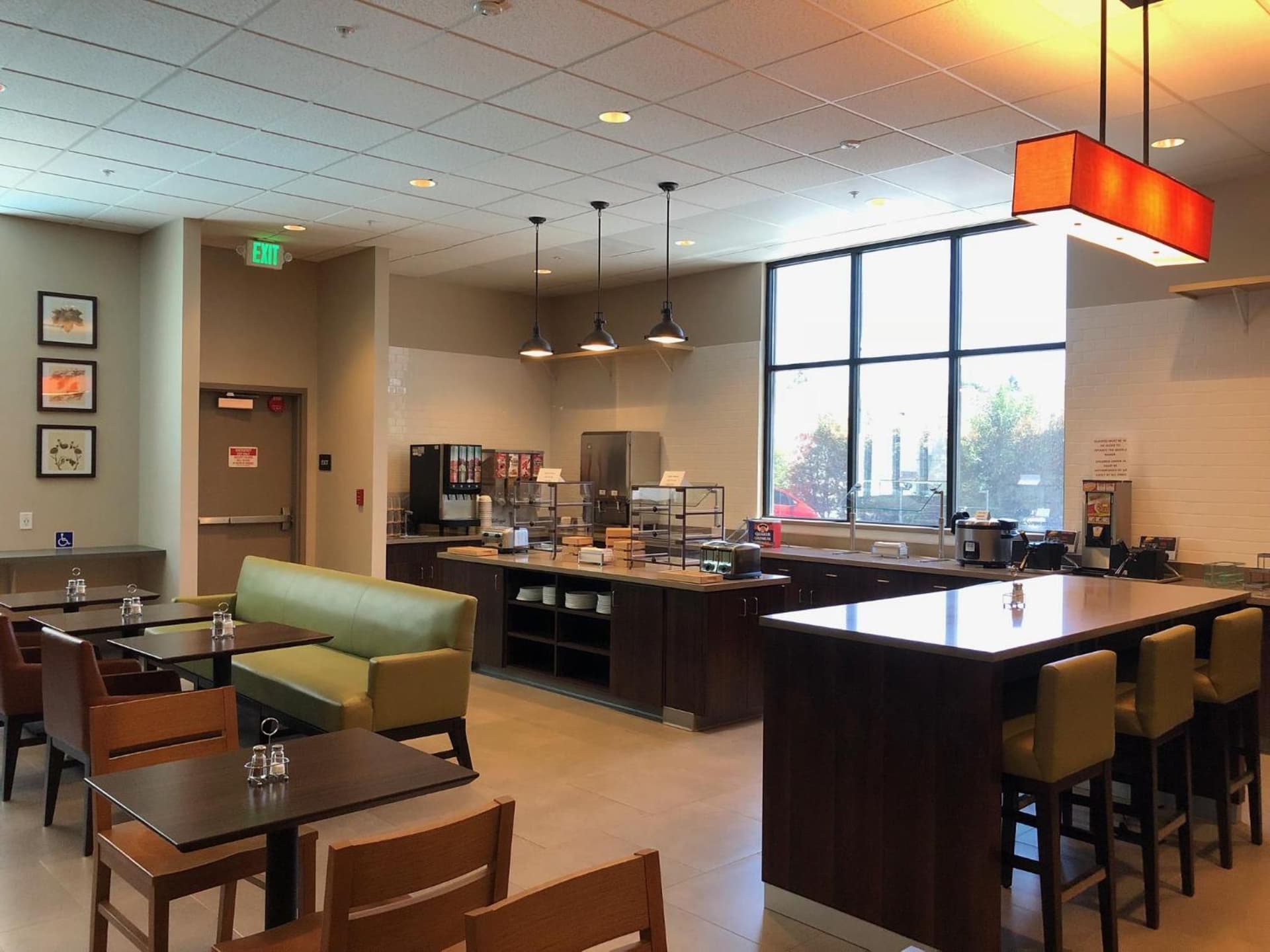 Country Inn & Suites by Radisson, San Jose International Airport, CA gallery photo in San Jose, CA — image 26