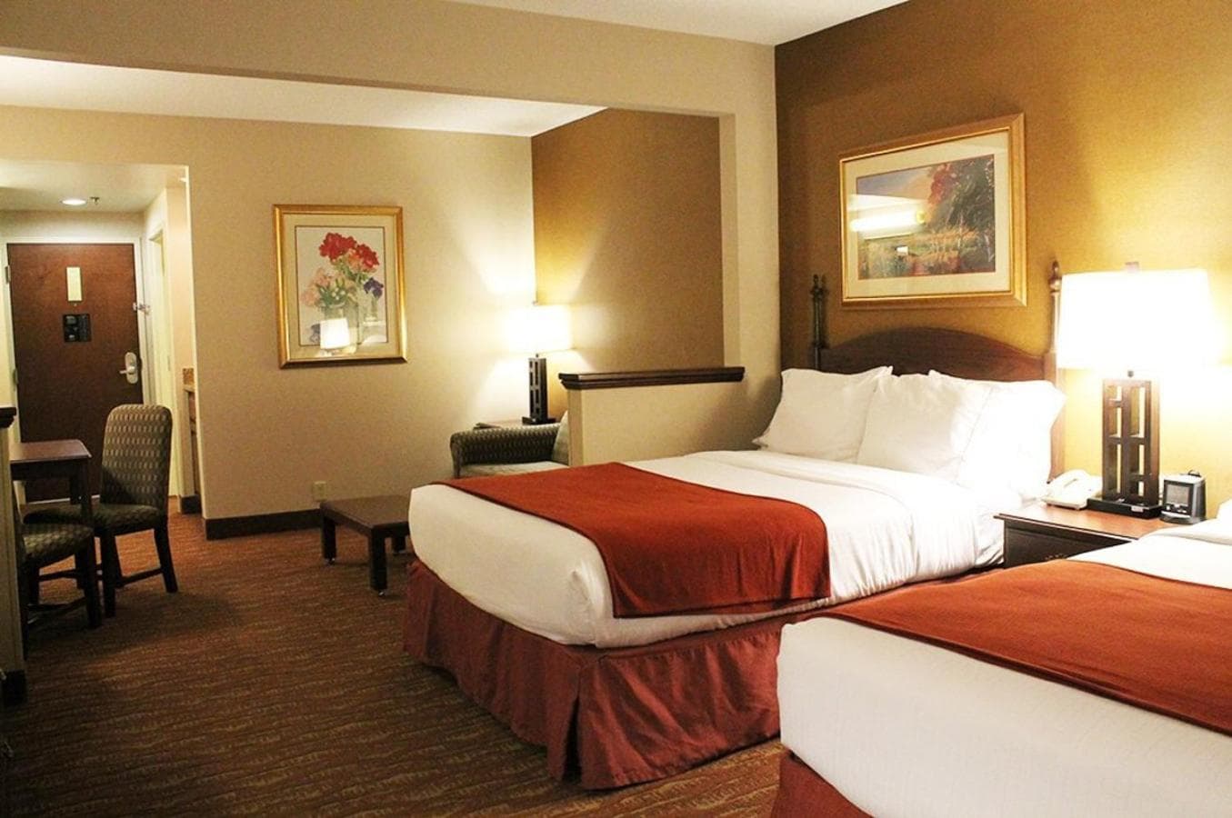 Spark by Hilton Paducah interior in Paducah, KY — gallery photo 2
