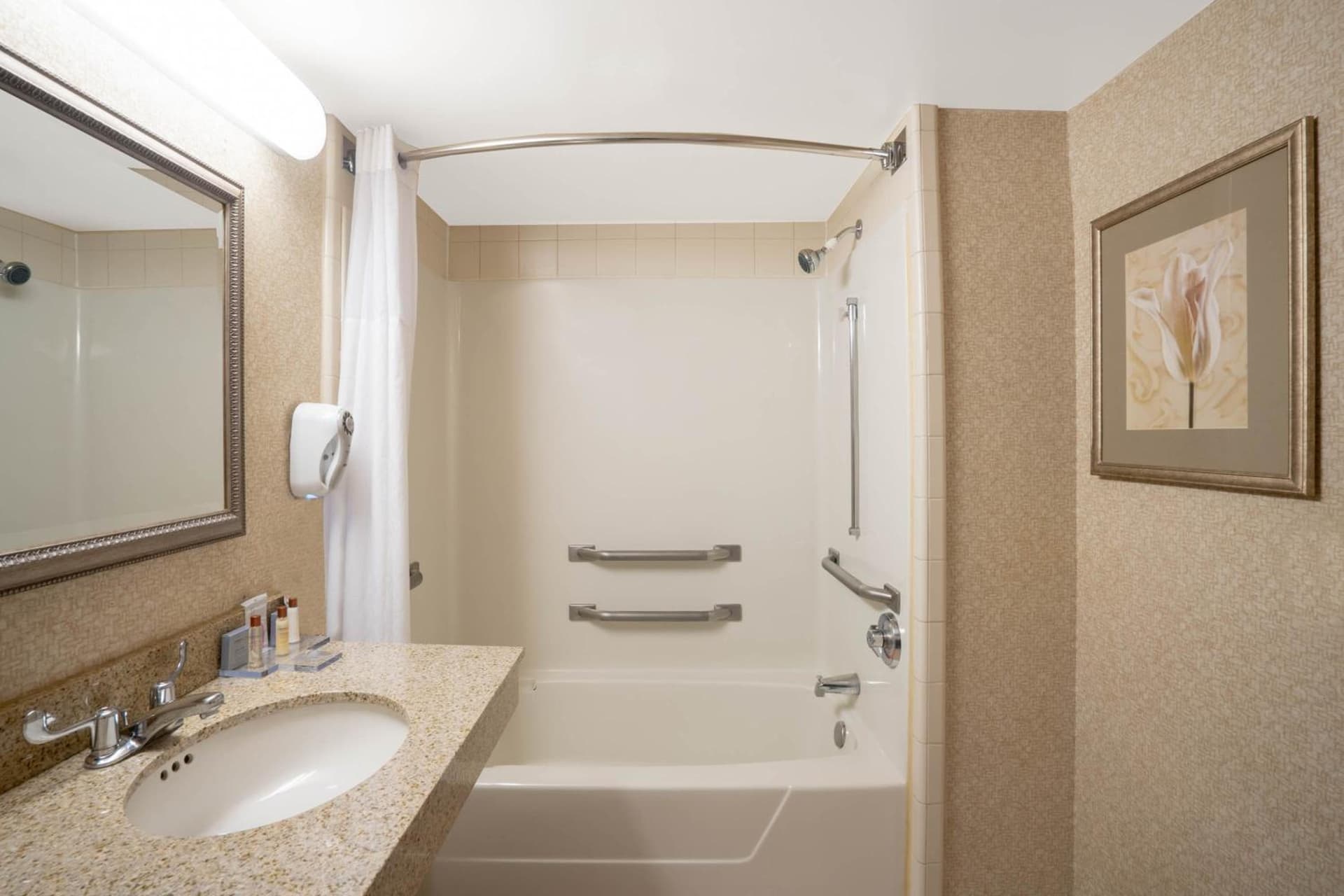 Wingate by Wyndham Charlotte Airport gallery photo in Charlotte, NC — image 28