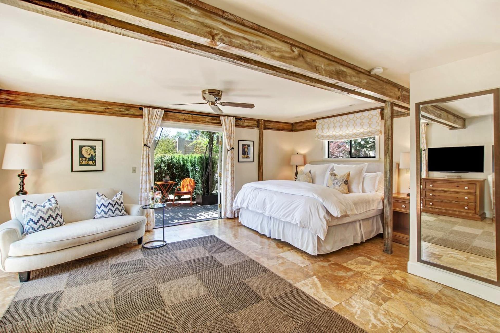 Bungalows 313 gallery photo in Sonoma, CA — image 9