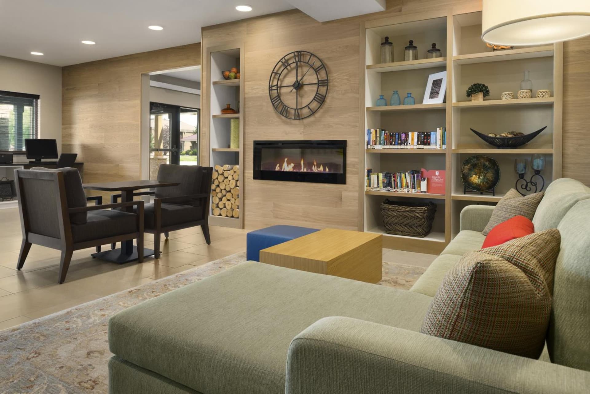 Country Inn & Suites by Radisson, St Cloud West, MN gallery photo in Saint Cloud, MN — image 31
