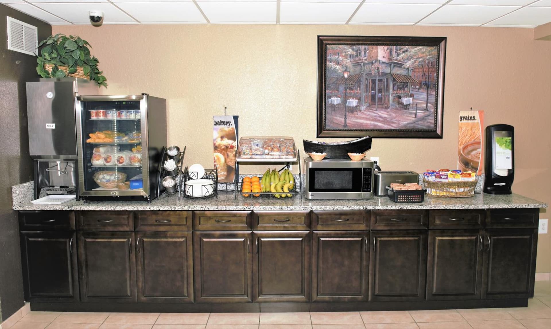 Microtel Inn & Suites by Wyndham Jacksonville Airport gallery photo in Jacksonville, FL — image 40