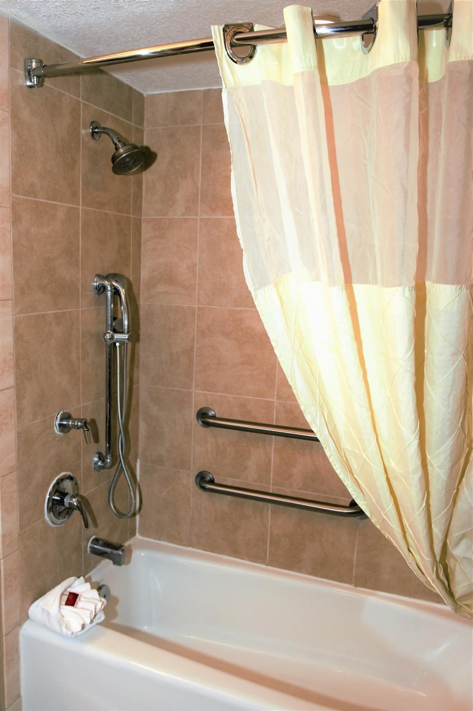 Microtel Inn & Suites by Wyndham Jacksonville Airport gallery photo in Jacksonville, FL — image 24