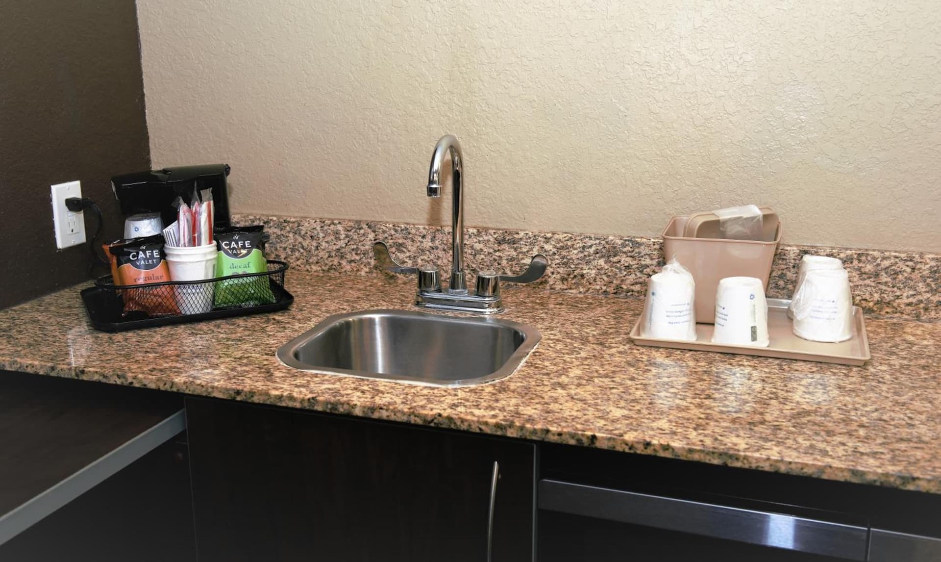Microtel Inn & Suites by Wyndham Jacksonville Airport gallery photo in Jacksonville, FL — image 32