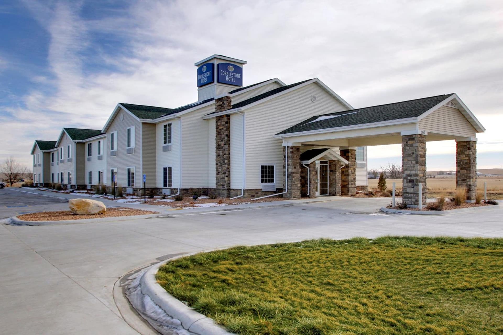 Cobblestone Hotel - Wayne featured exterior or lobby in Wayne, NE — similar hotel
