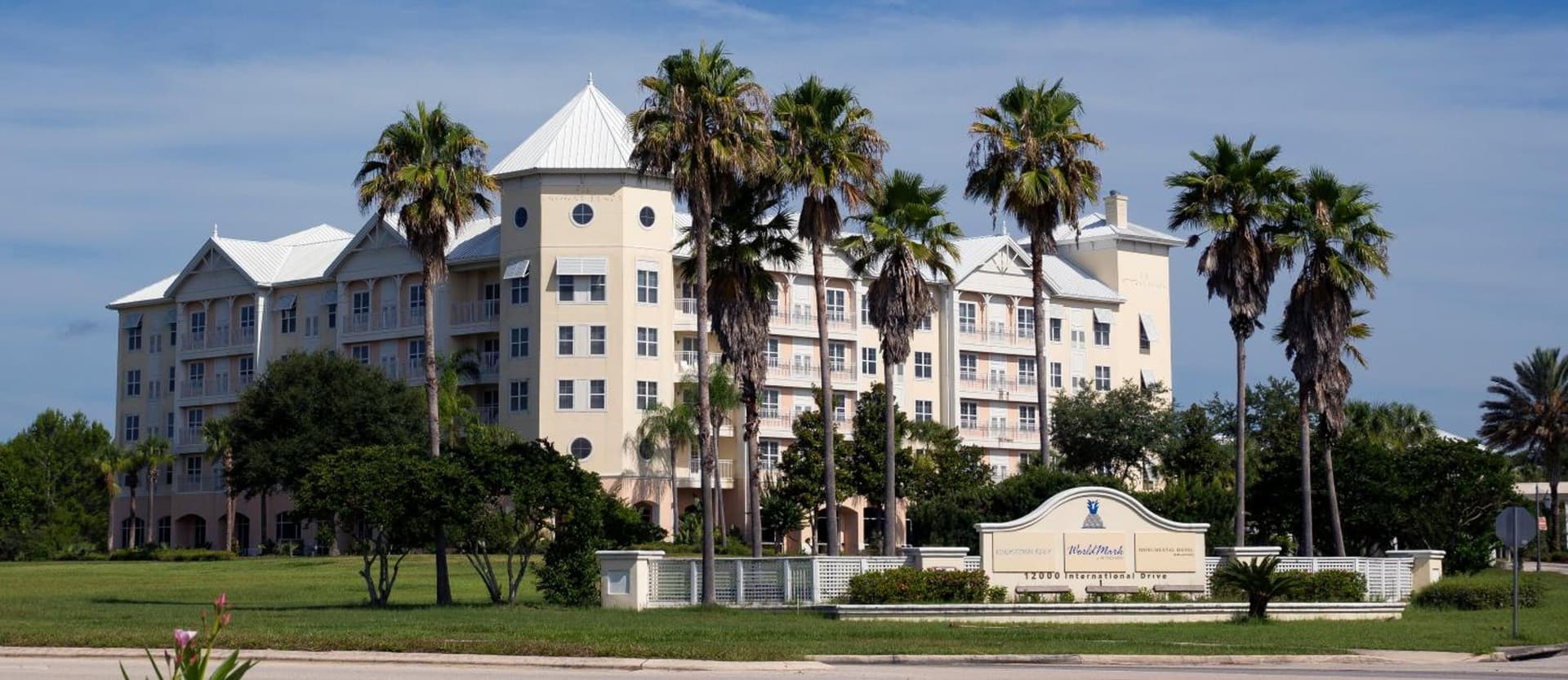 Monumental Hotel Orlando — hotel in Orlando, Florida