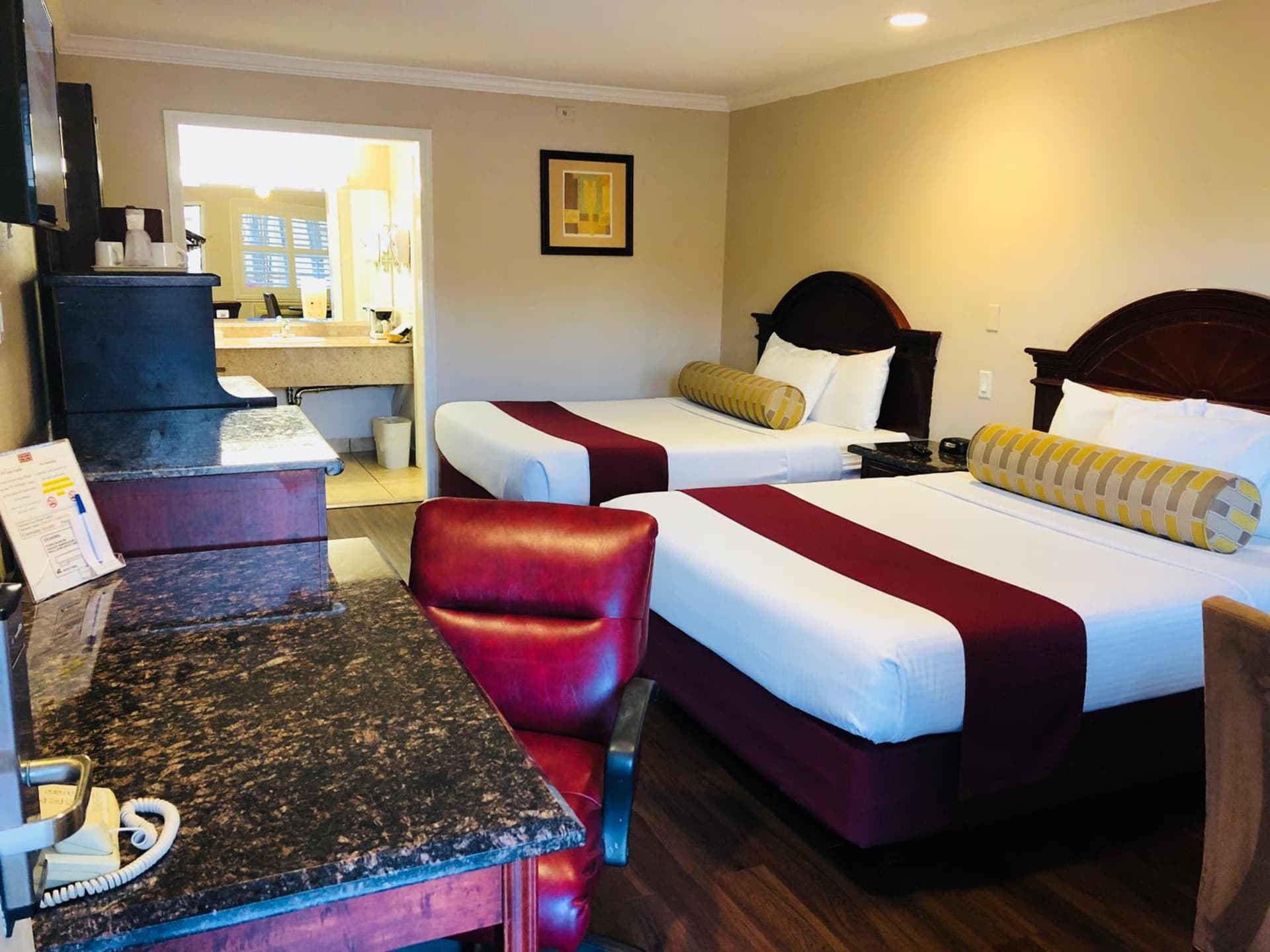 Dynasty Suites Hotel gallery photo in Riverside, CA — image 13
