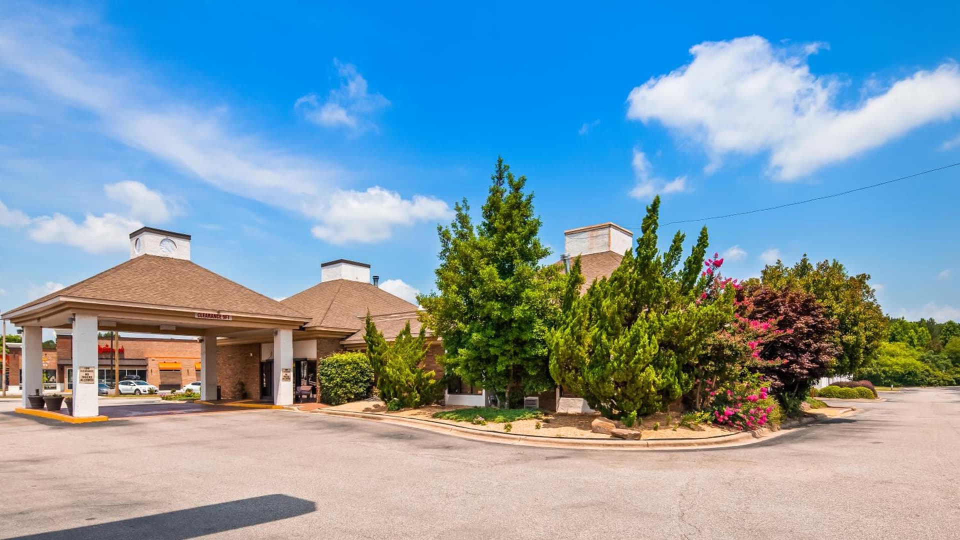 Quality Inn & Suites Fayetteville I-95 gallery photo in Fayetteville, NC — image 49