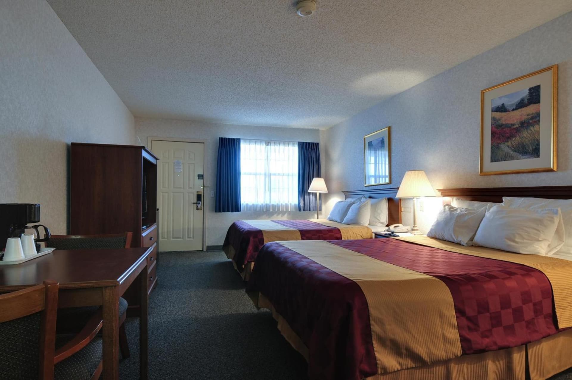 Americas Best Value Inn Midlothian gallery photo in Midlothian, TX — image 5
