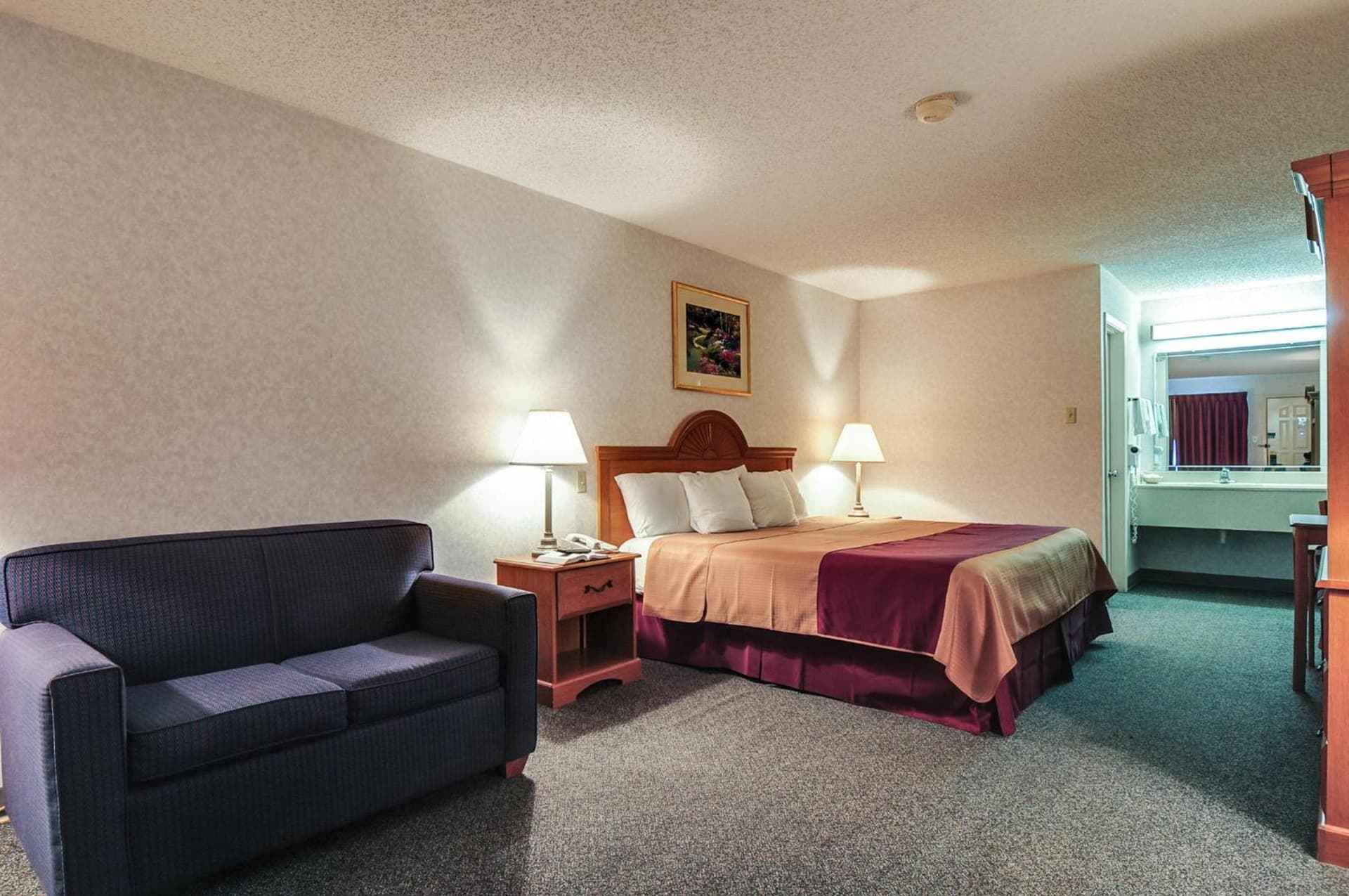 Americas Best Value Inn Midlothian gallery photo in Midlothian, TX — image 14