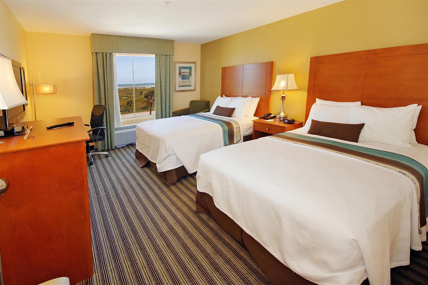 Best Western Plus Seawall Inn & Suites by the Beach gallery photo in Galveston, TX — image 17