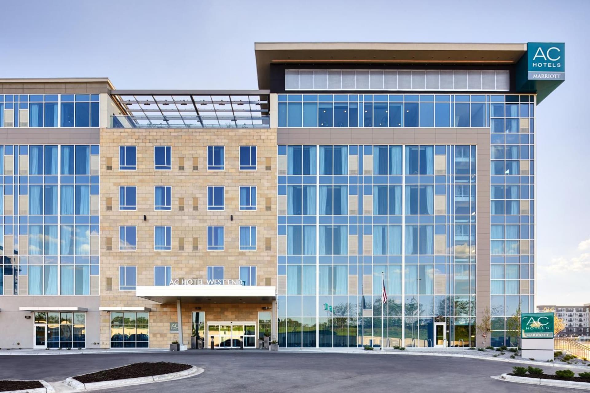 AC Hotel by Marriott Minneapolis West End interior in Minneapolis, MN — gallery photo 2