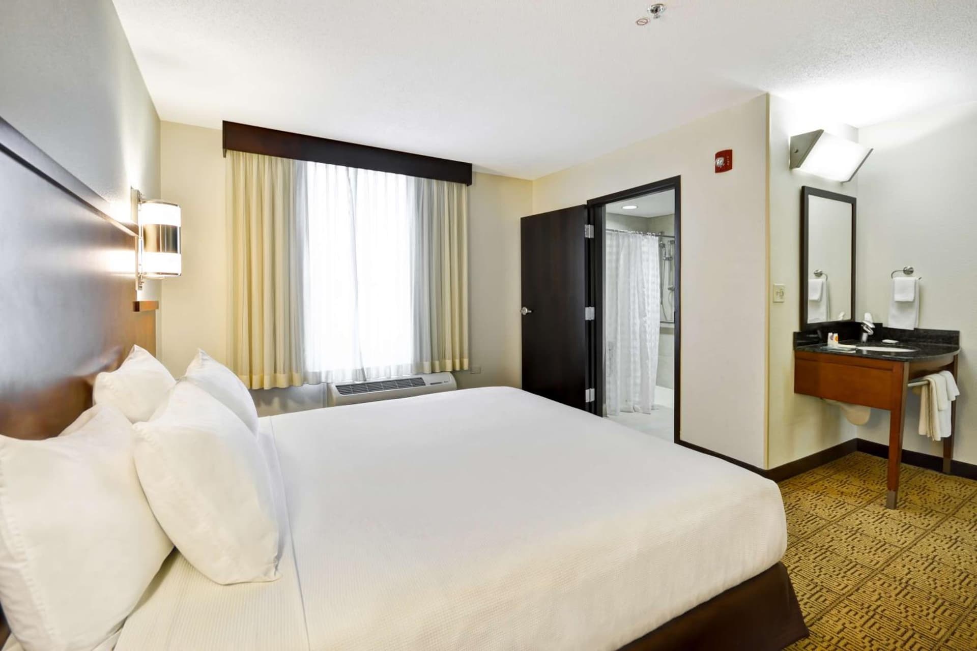 Hyatt Place Chicago/Naperville/Warrenville gallery photo in Warrenville, IL — image 71
