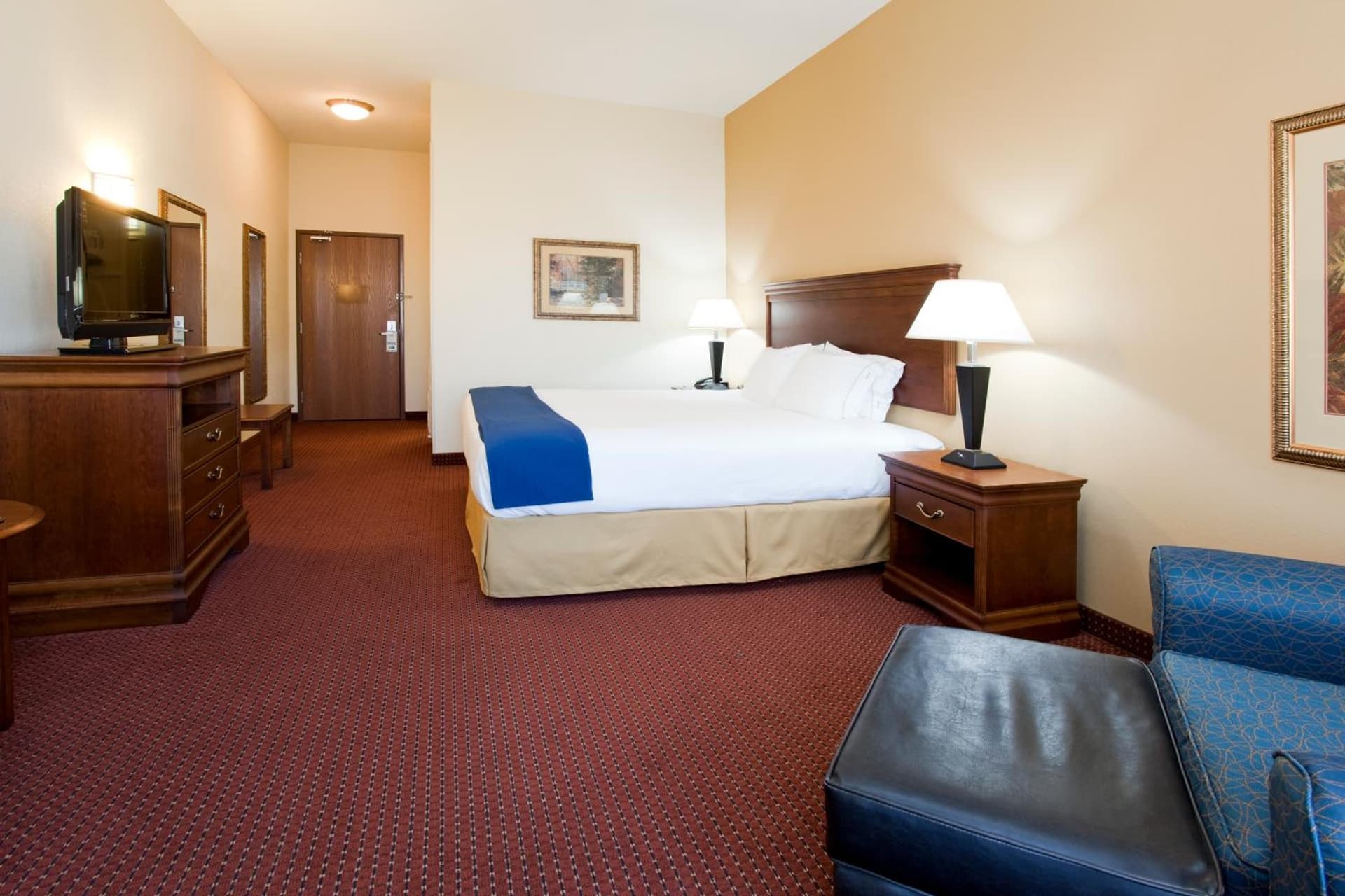 Holiday Inn Express Airport East by IHG interior in Salt Lake City, UT — gallery photo 2