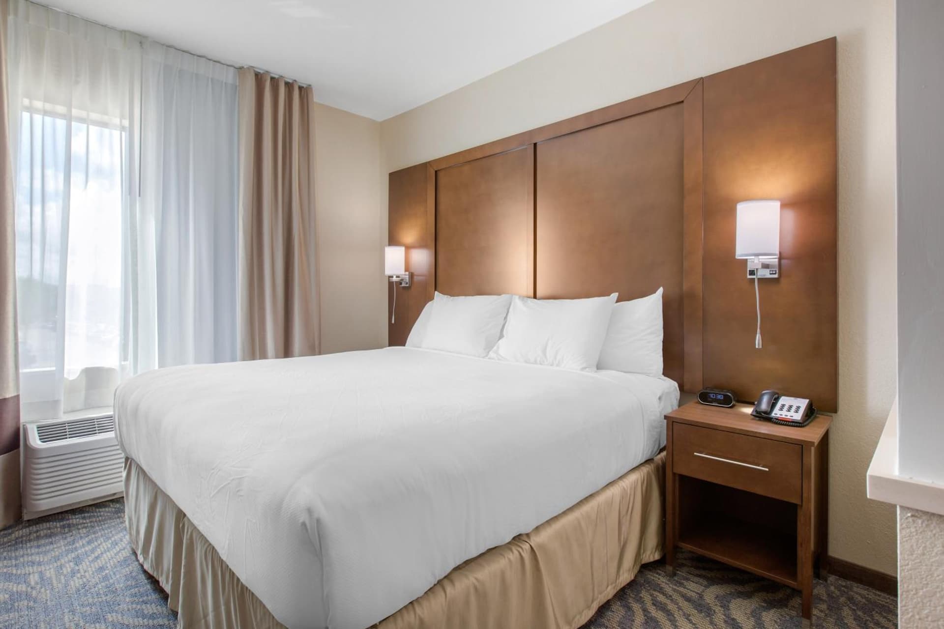 Comfort Suites - South Austin property views in Austin, TX — gallery photo 3